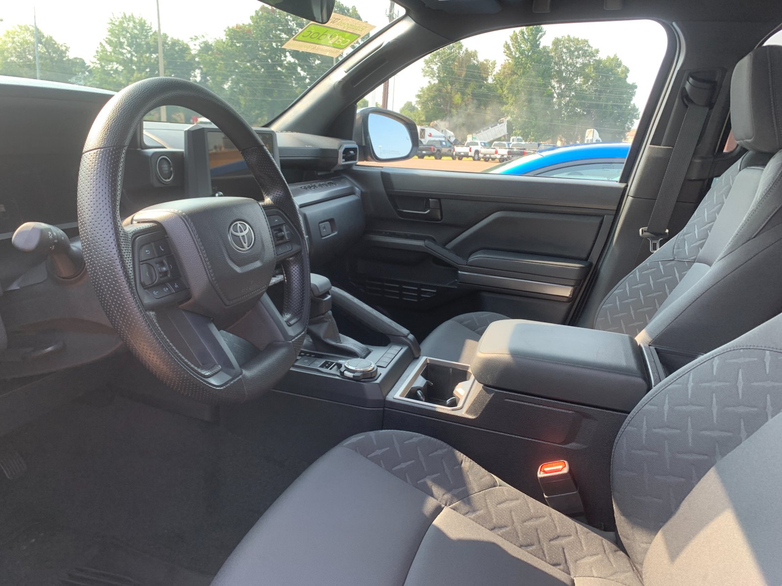 Used 2026 UNDERGROUND Toyota SR5 image 12