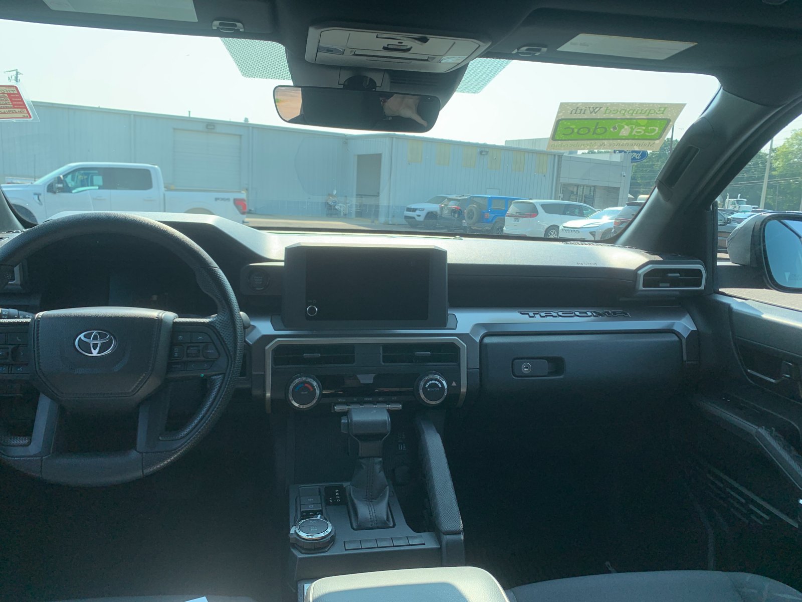 Used 2026 UNDERGROUND Toyota SR5 image 17