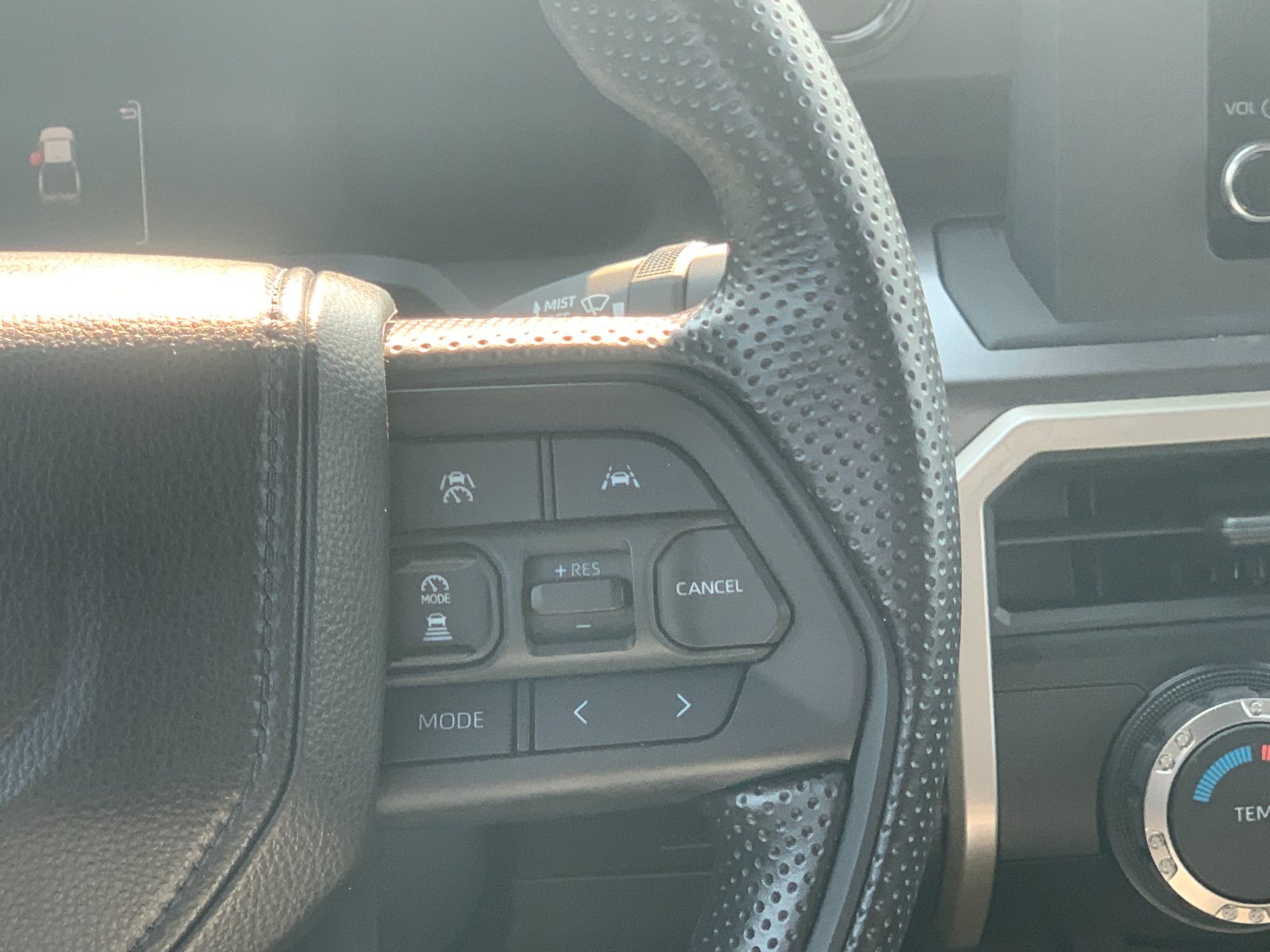 Used 2026 UNDERGROUND Toyota SR5 image 29