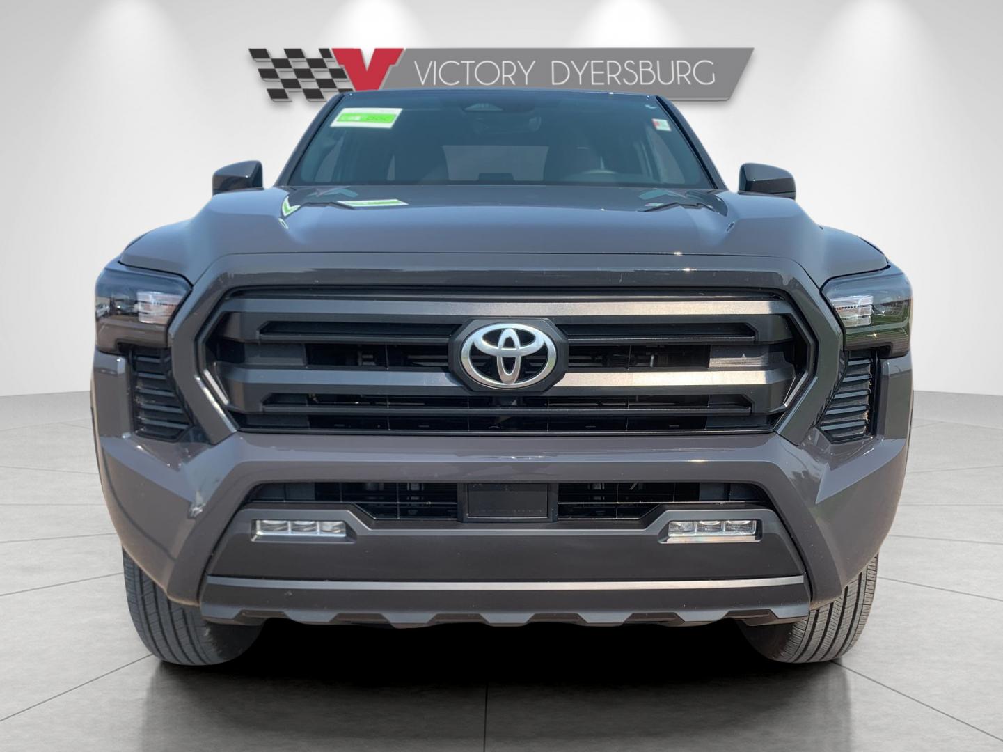 Used 2026 UNDERGROUND Toyota SR5 image 9