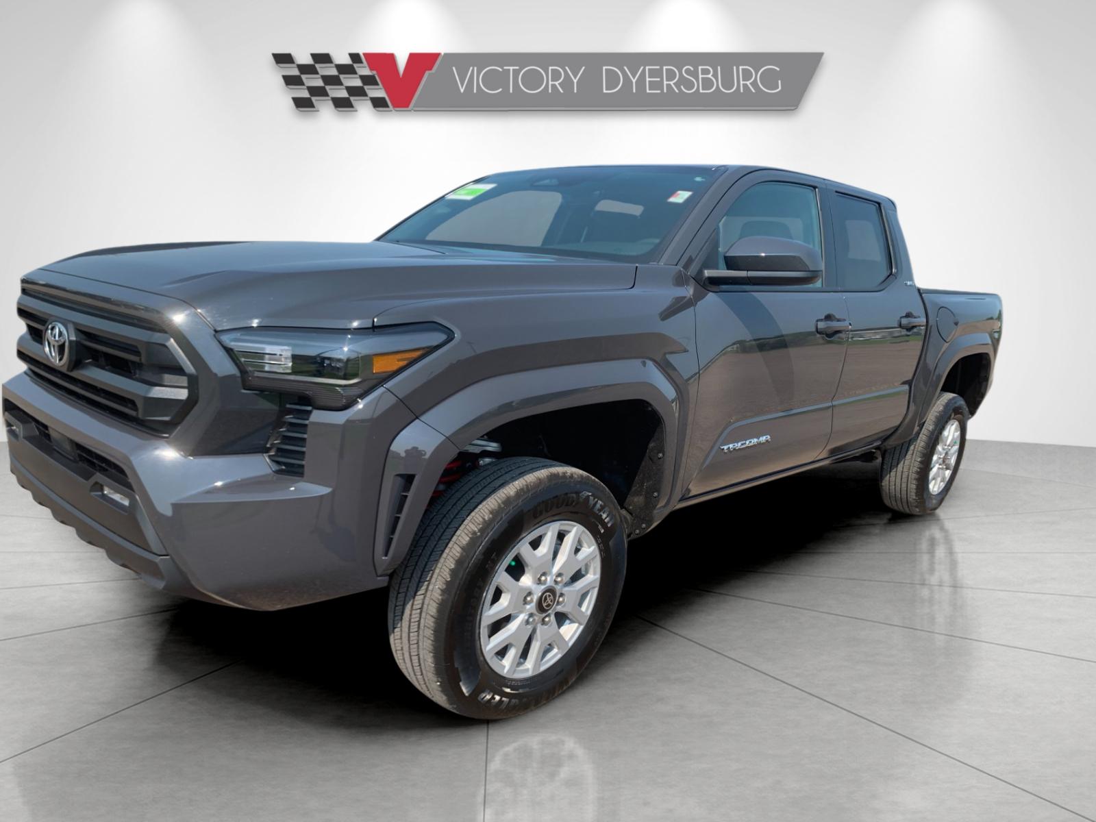 Used 2026 UNDERGROUND Toyota SR5 image 8