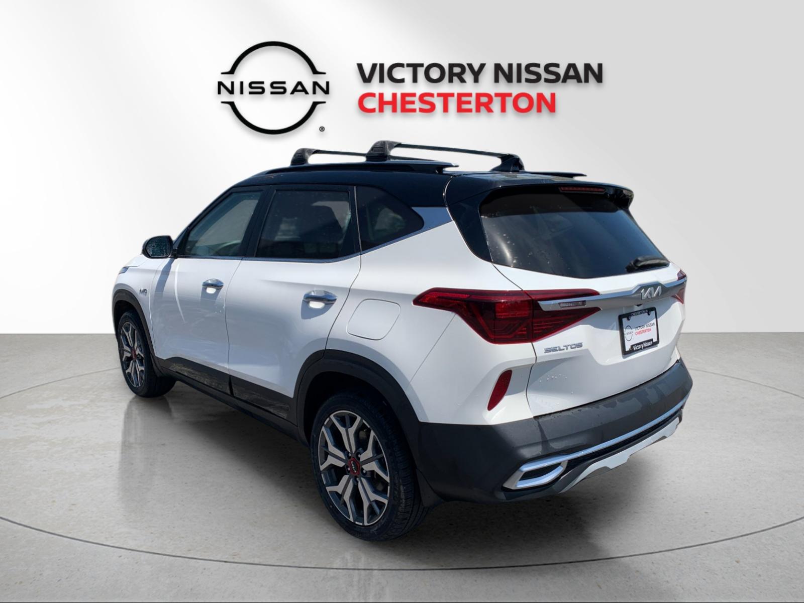 Used 2023 White Kia SX image 3