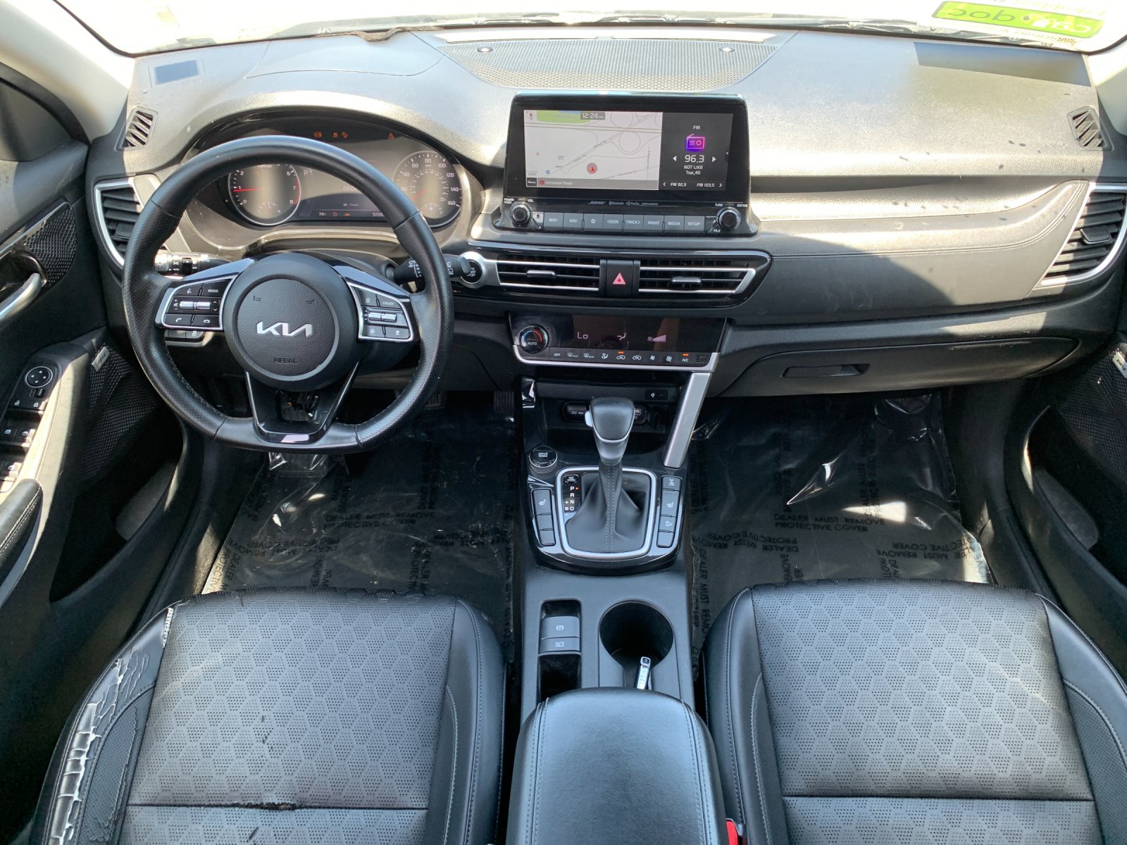 Used 2023 White Kia SX image 16