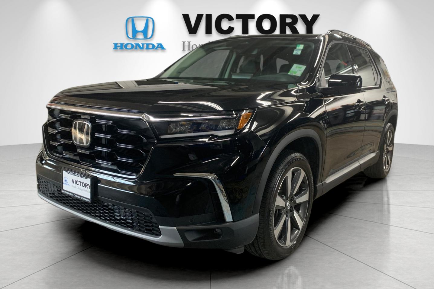 Certified Used 2025 Crystal Black Pearl Honda Touring image 7