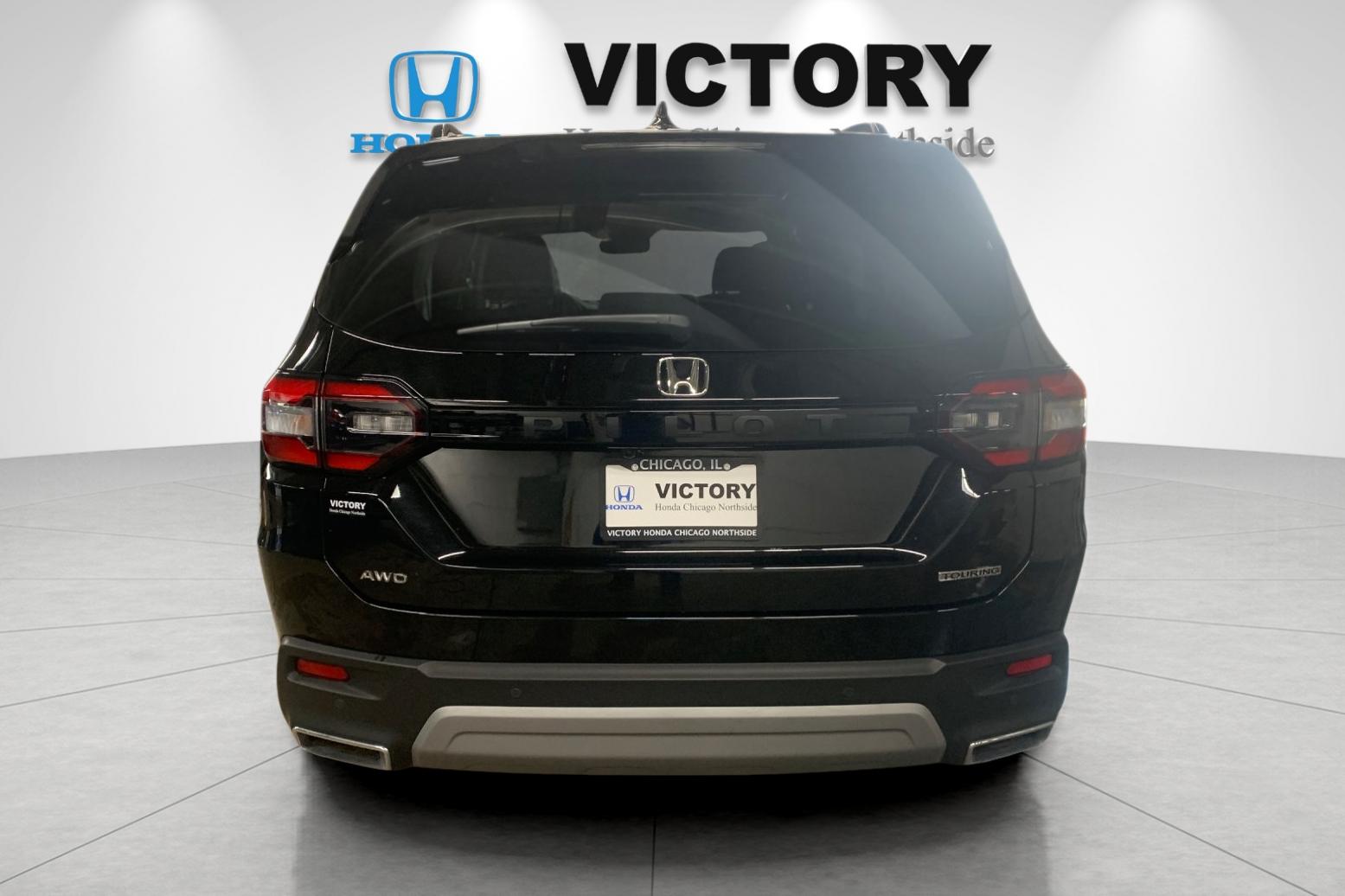 Certified Used 2025 Crystal Black Pearl Honda Touring image 5