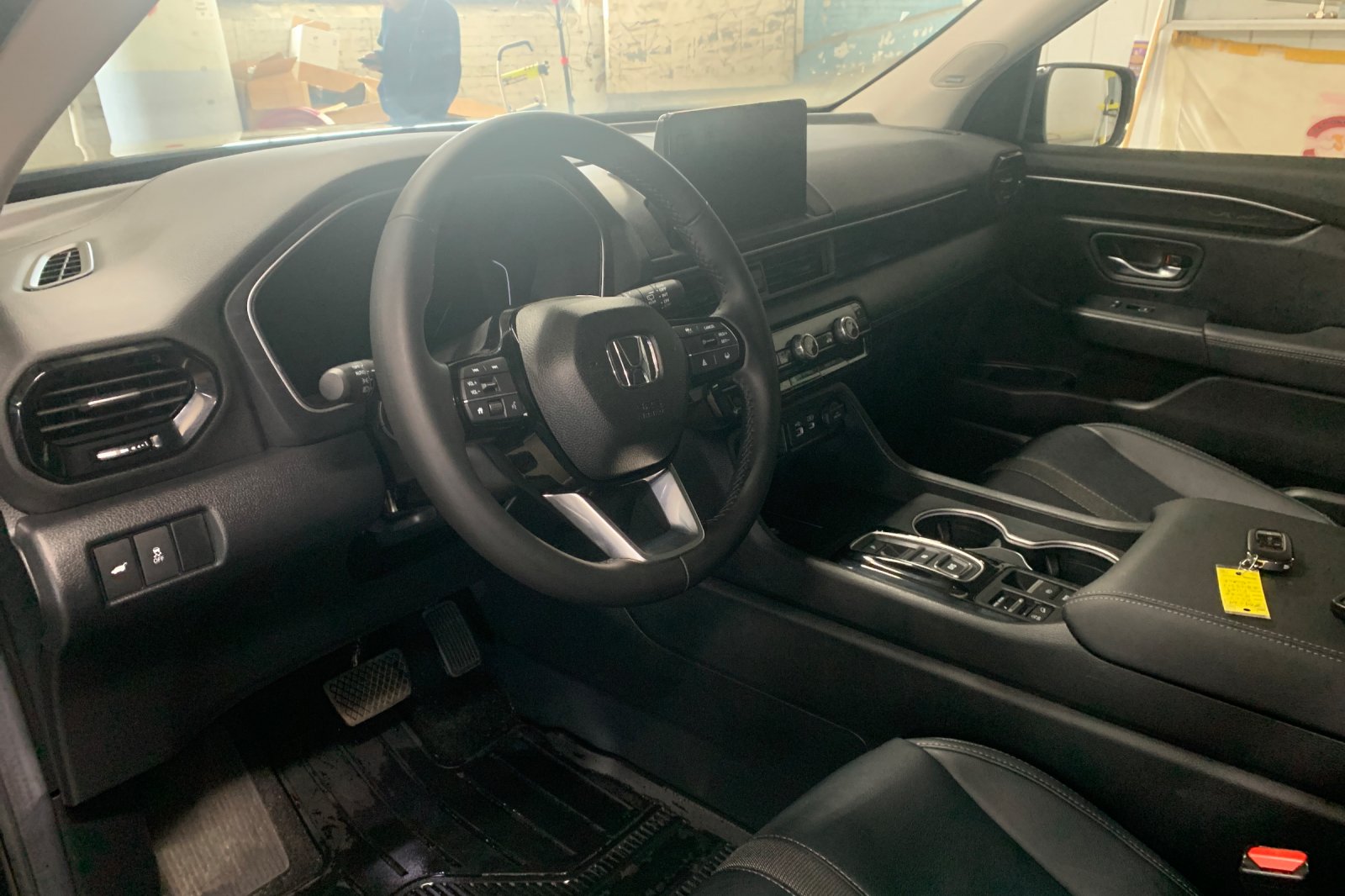 Certified Used 2025 Crystal Black Pearl Honda Touring image 10