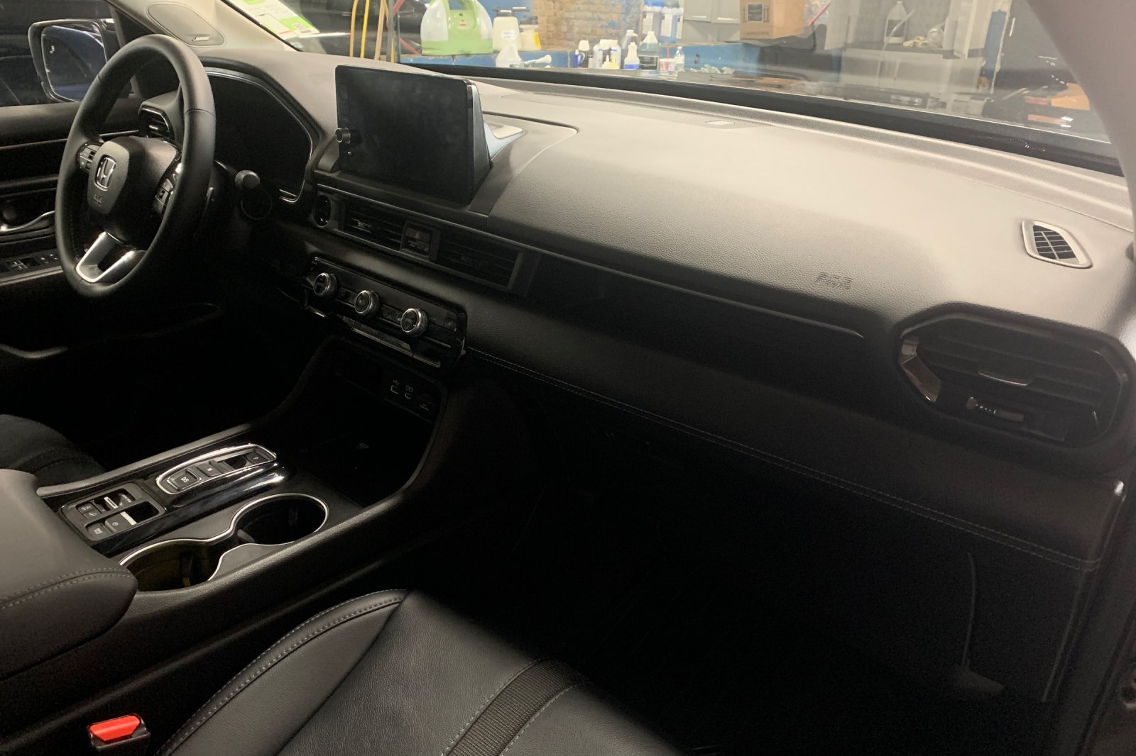 Certified Used 2025 Crystal Black Pearl Honda Touring image 19