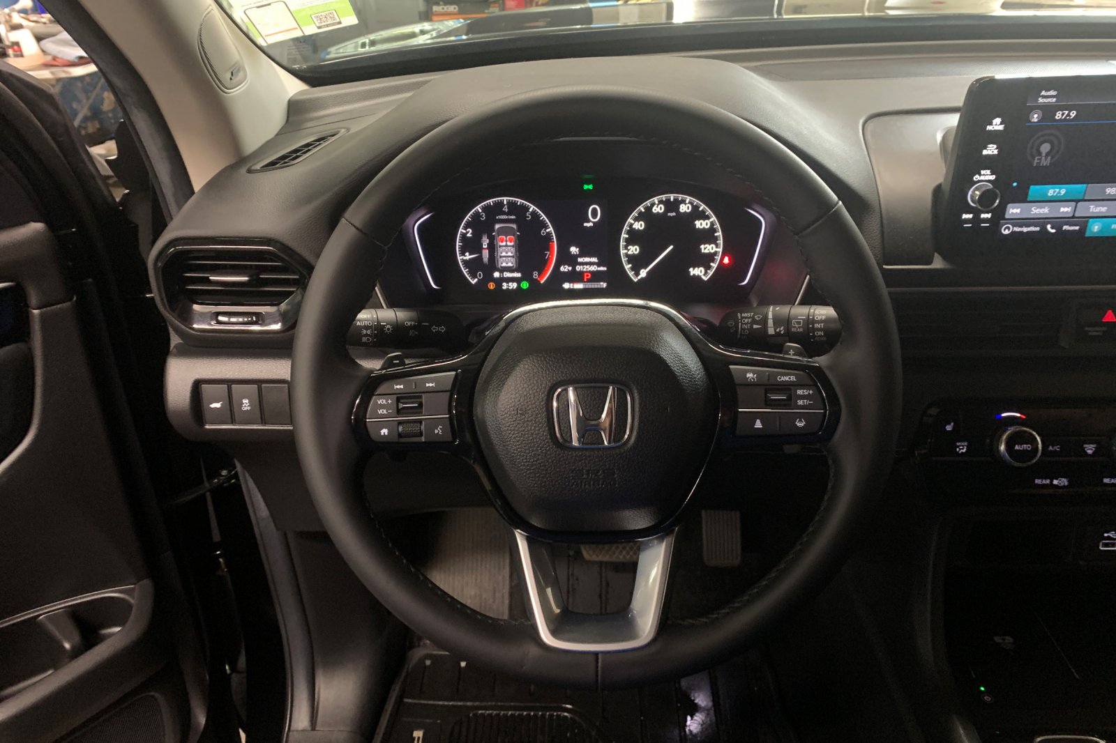 Certified Used 2025 Crystal Black Pearl Honda Touring image 27