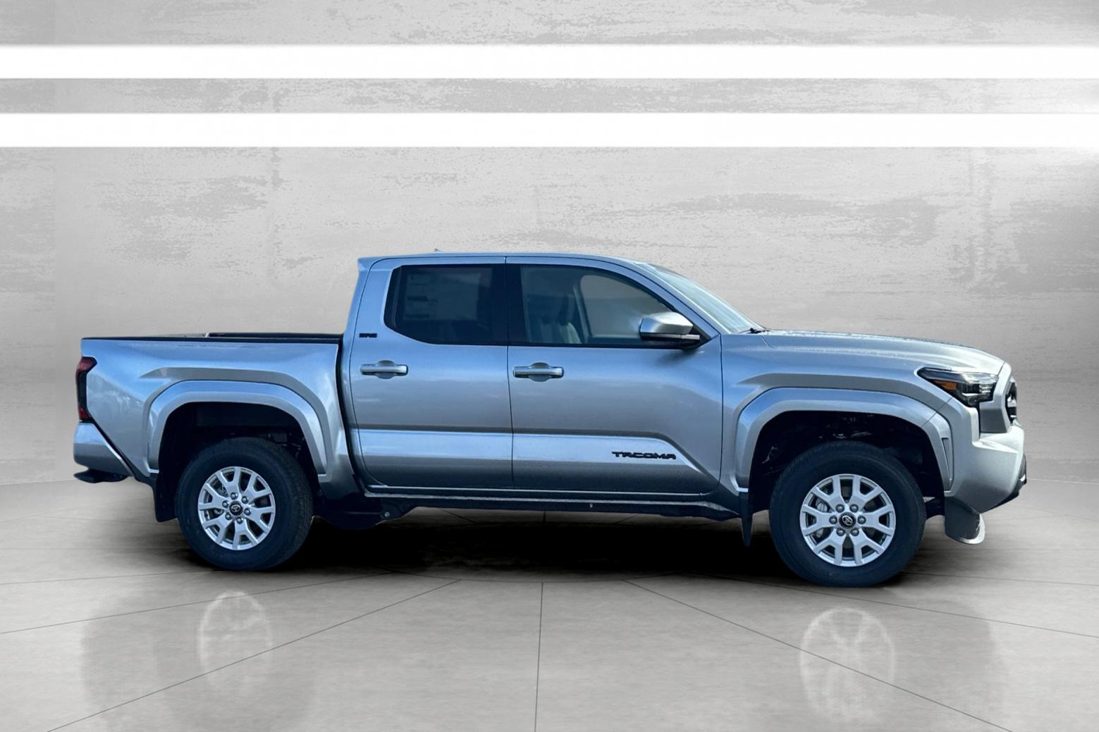New 2026 Celestial Silver Metallic Toyota  SR5 image 3
