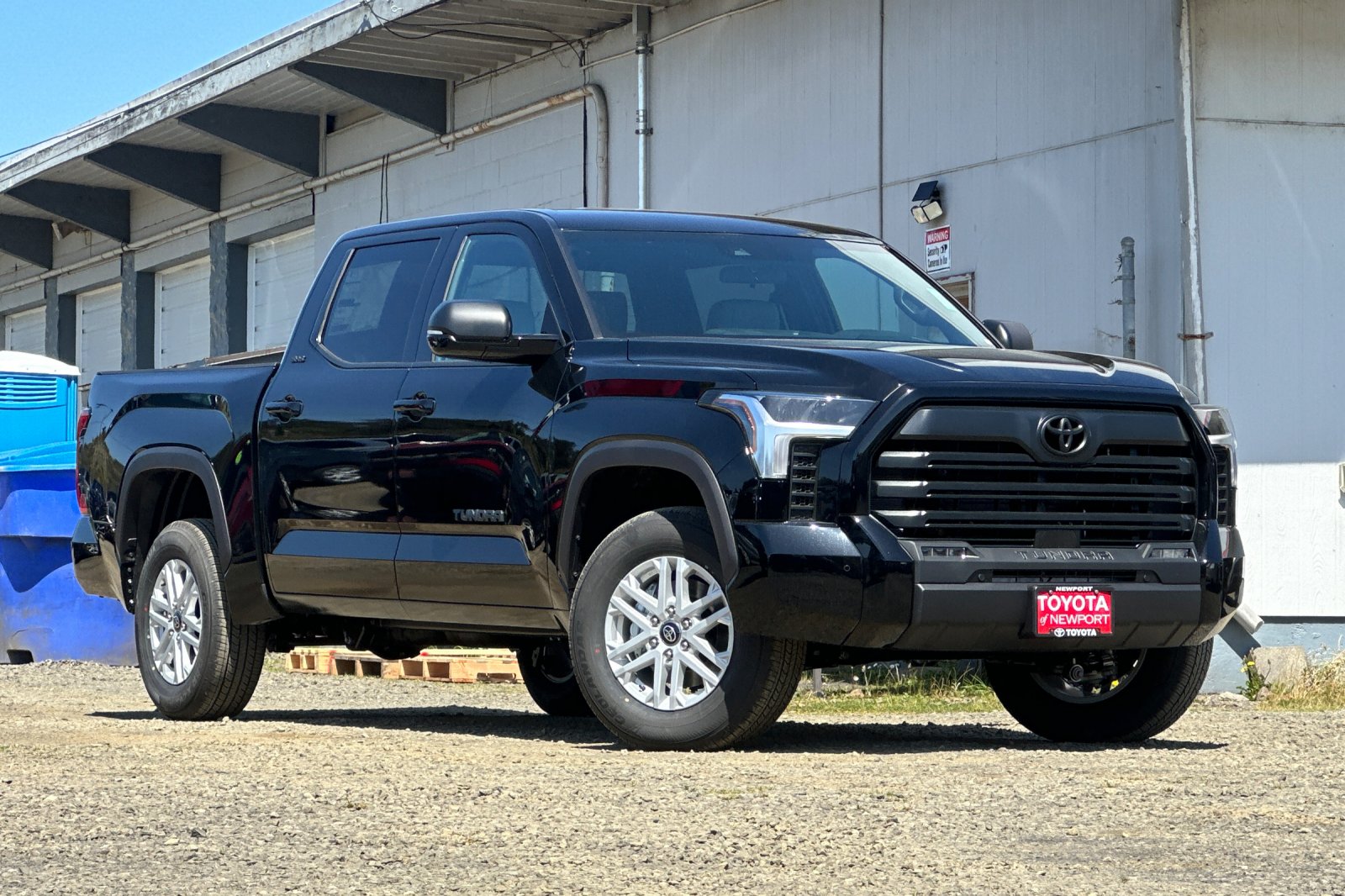 Toyota Tundra MPG: Gas Mileage & Hybrid Efficiency | Toyota of Newport