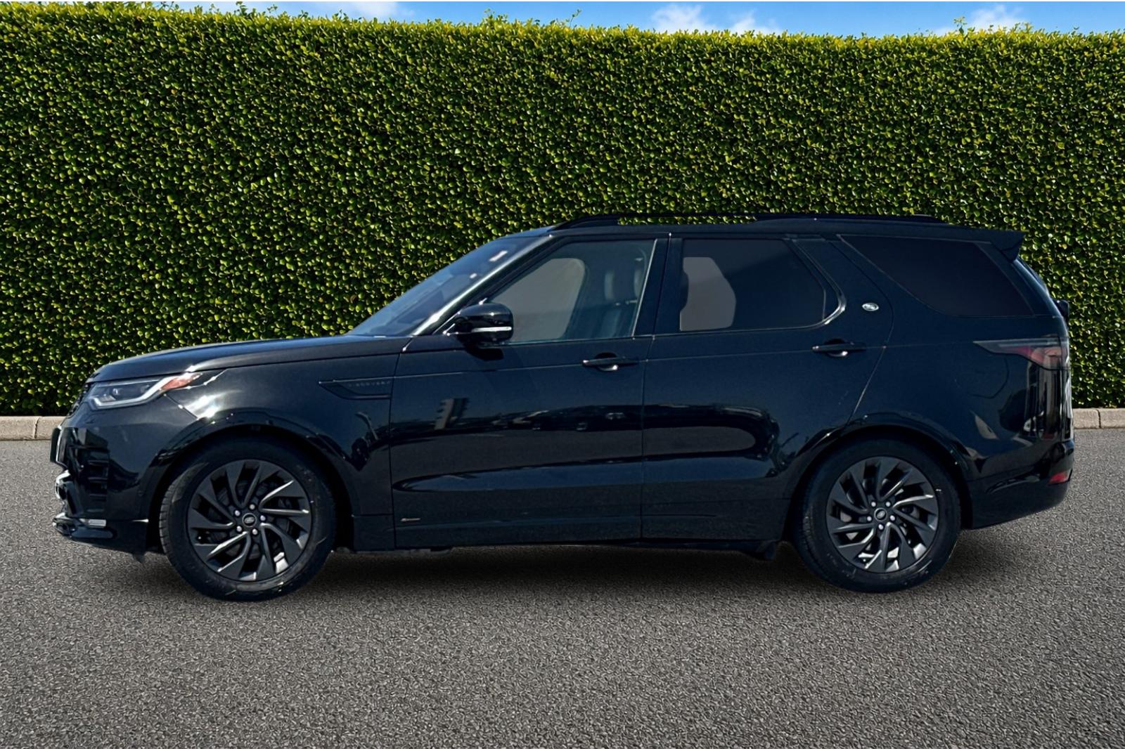 Used 2022  Land Rover S R-Dynamic image 7