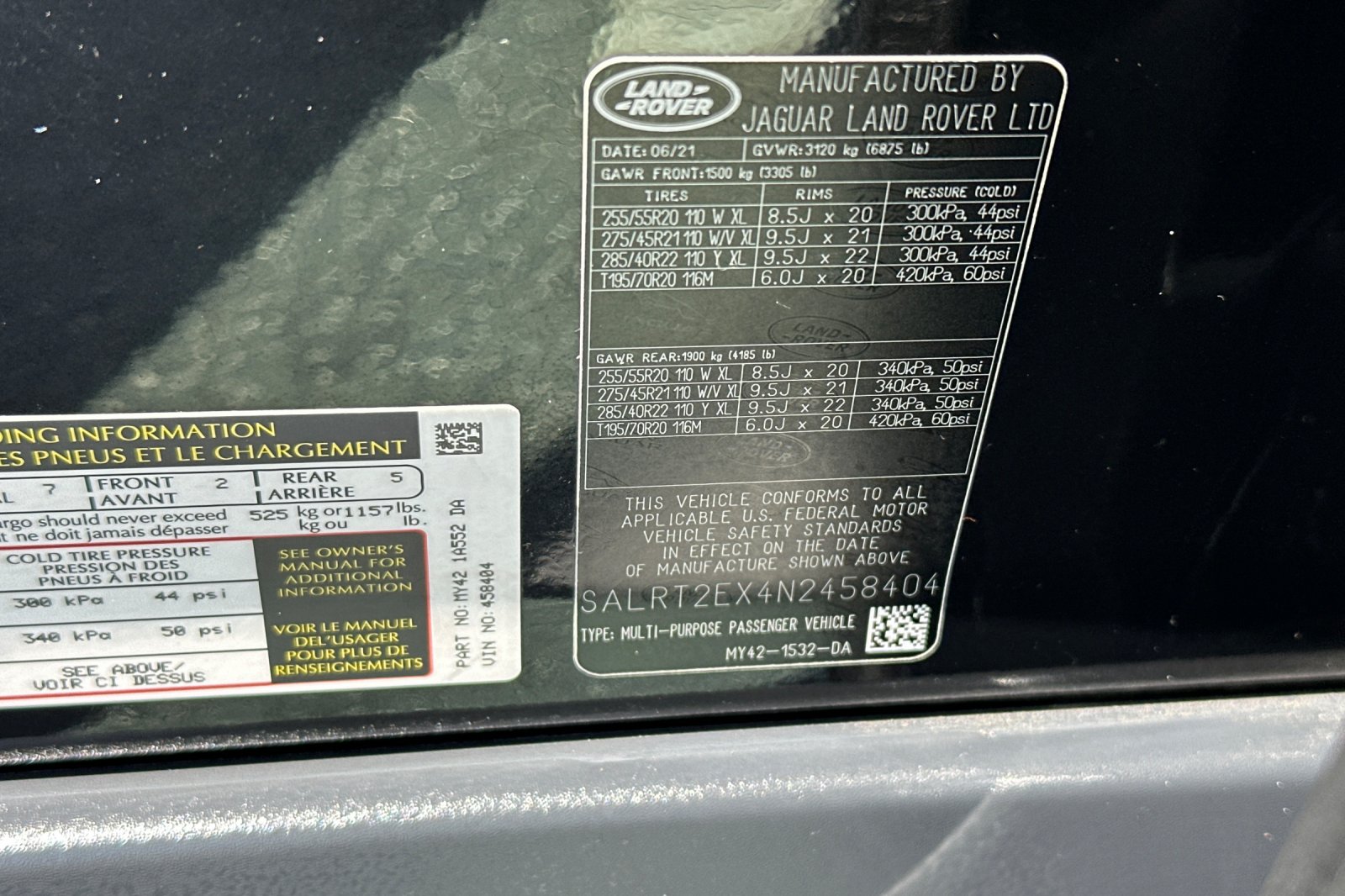Used 2022  Land Rover S R-Dynamic image 37