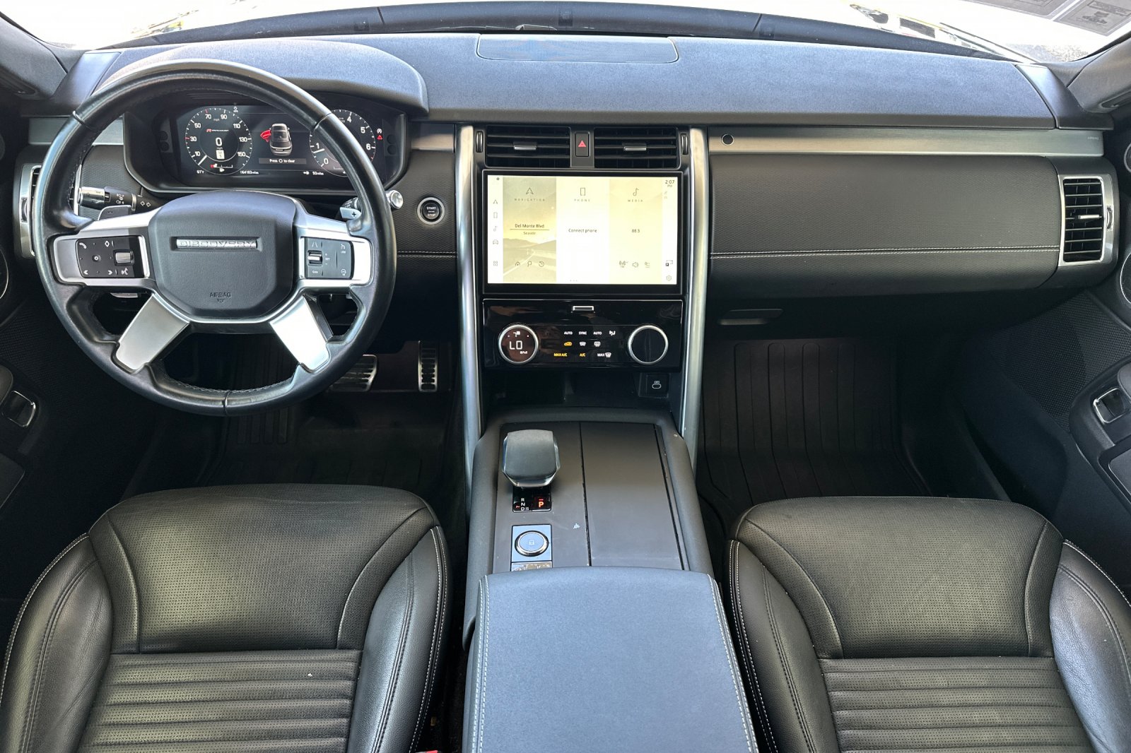 Used 2022  Land Rover S R-Dynamic image 16