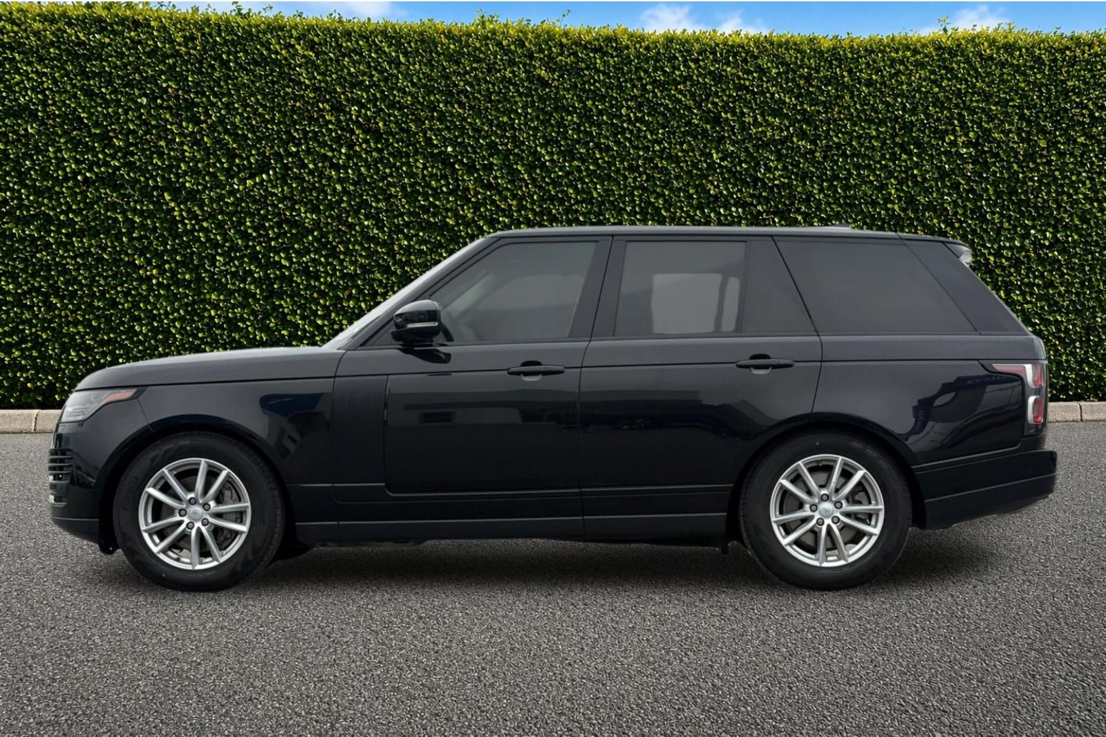 Used 2020  Land Rover SWB image 7