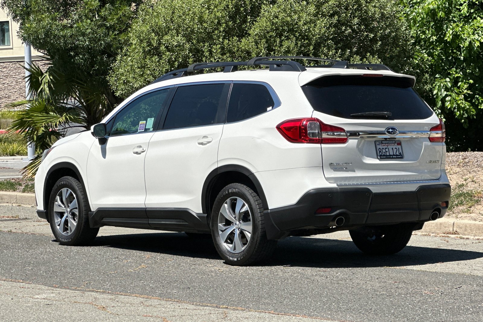 Used 2019 White Subaru Premium image 5