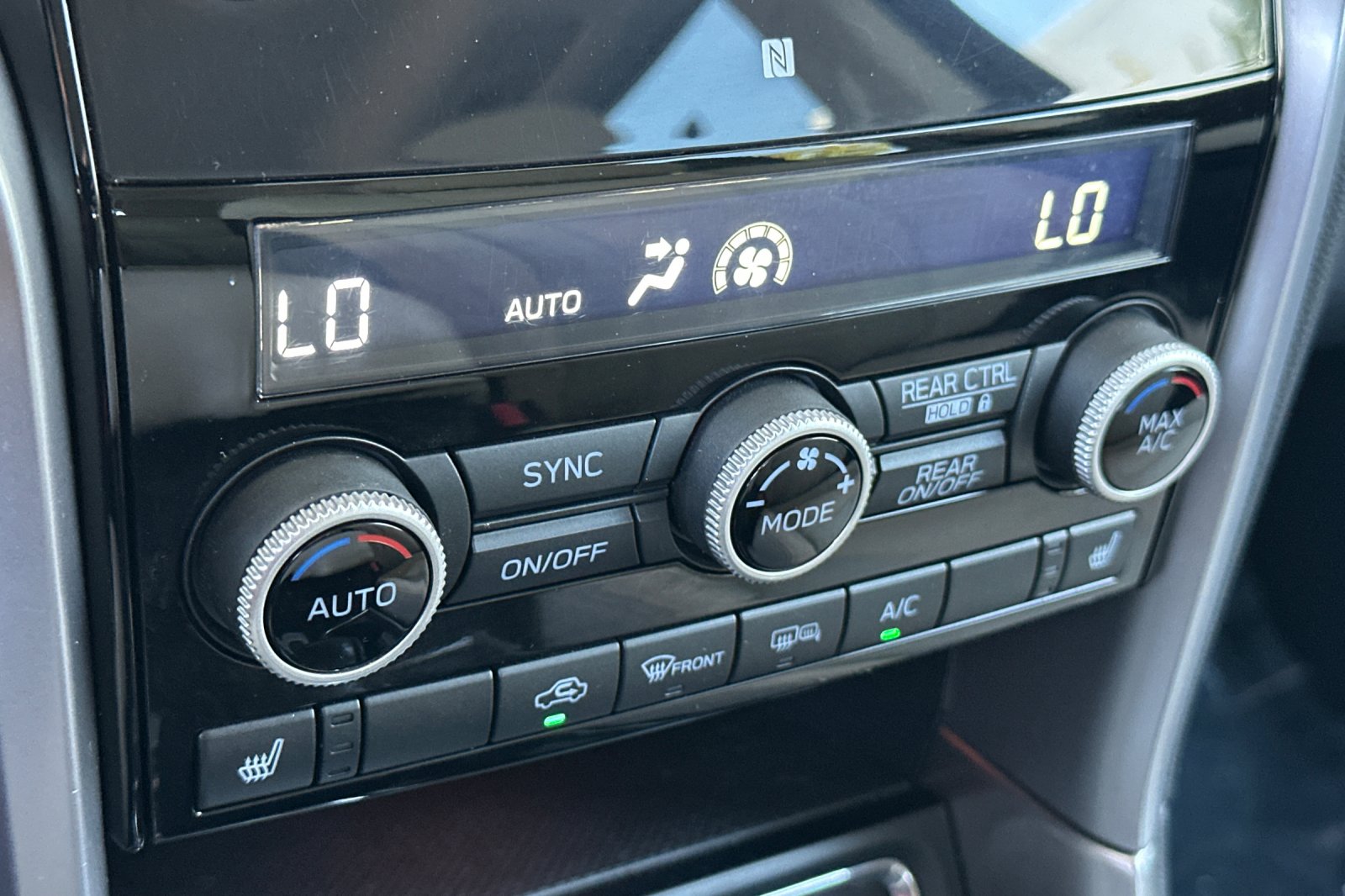 Used 2019 White Subaru Premium image 20