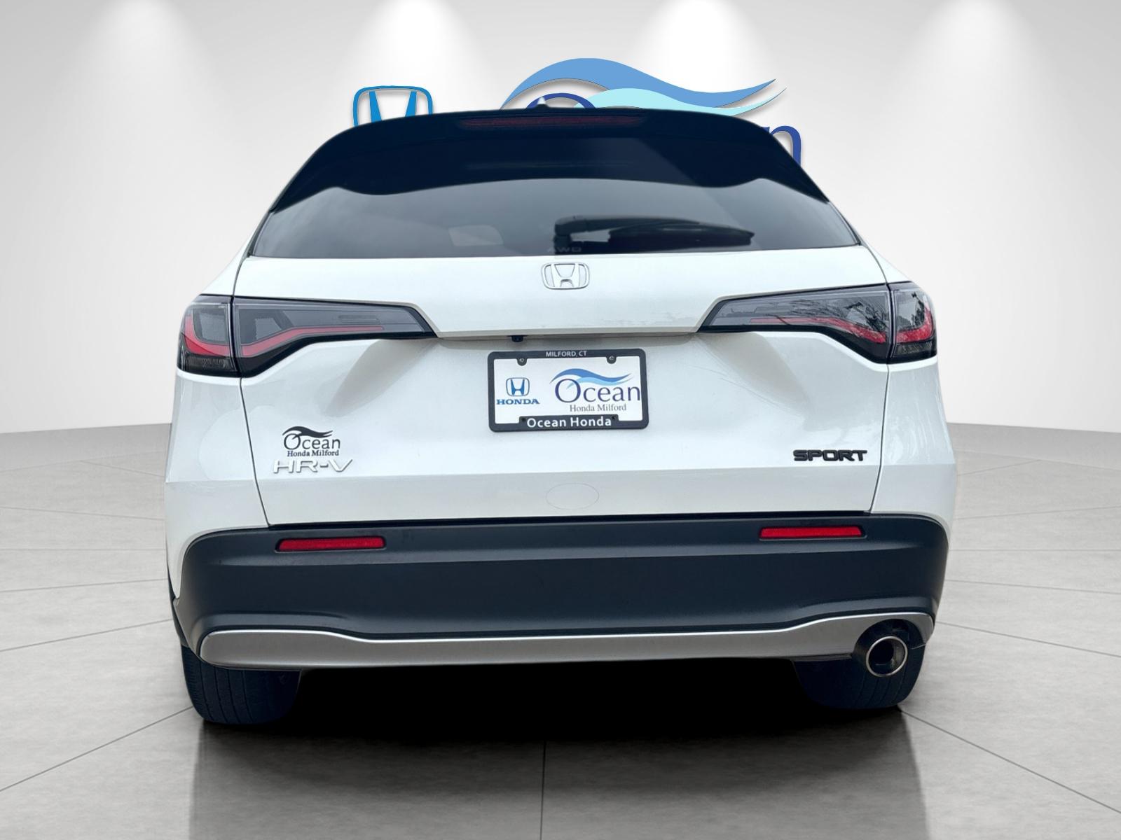 Used 2023 Platinum White Honda Sport image 4