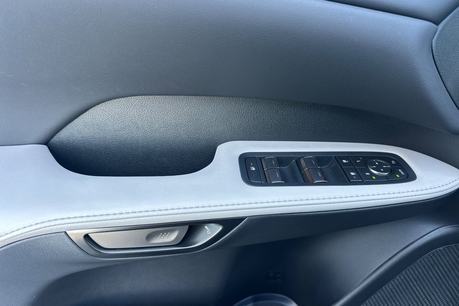Certified Used 2025 CLOUDBURST GRAY Lexus 350 Premium Plus image 11