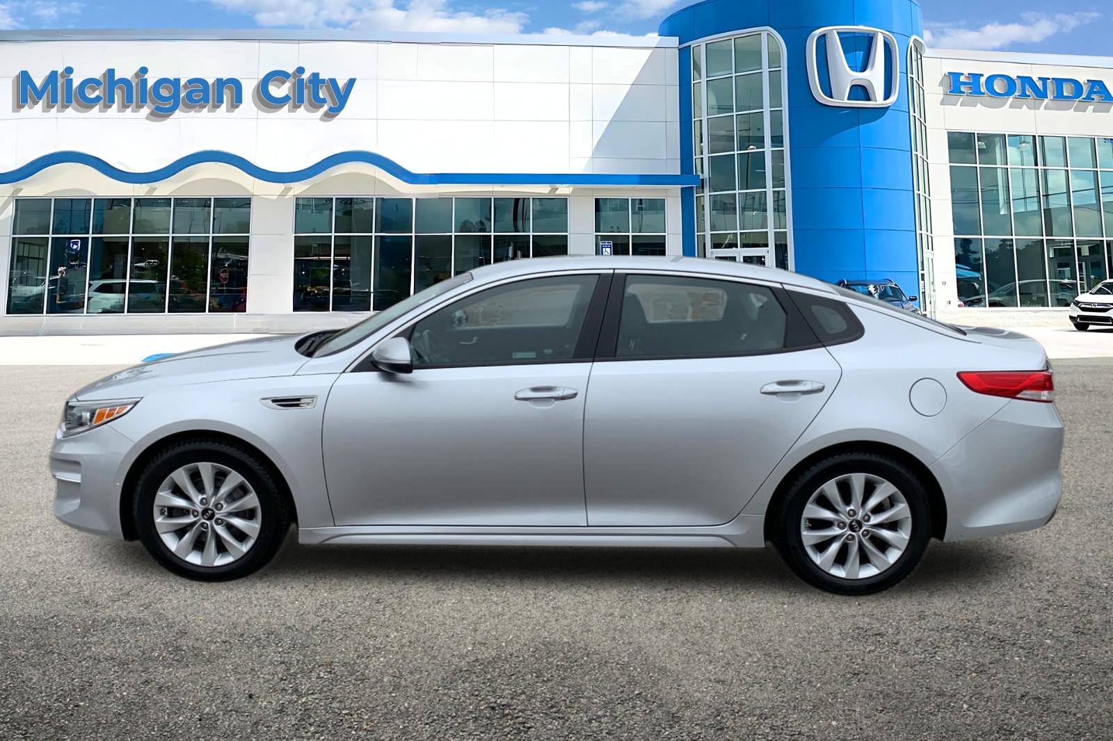 Used 2018 Kia Optima EX with VIN 5XXGU4L38JG218283 for sale in Michigan City, IN