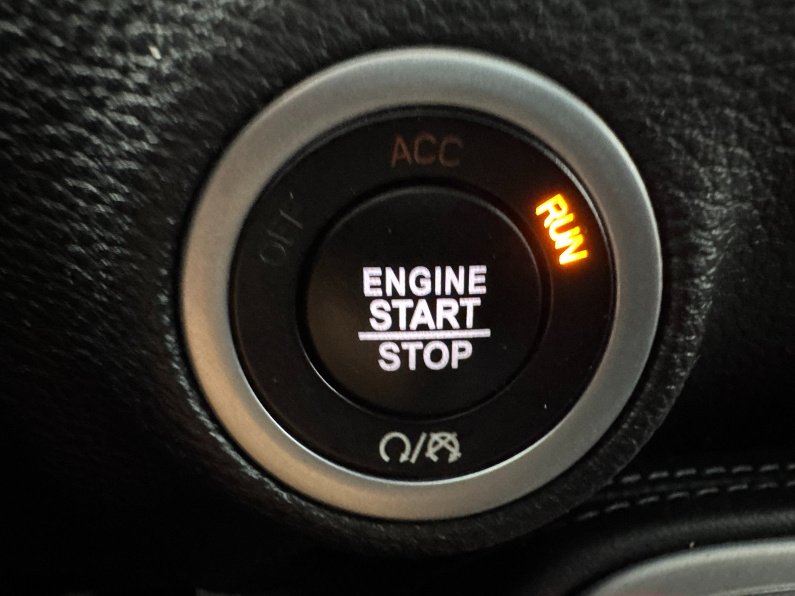 Used 2022 Green Dodge SXT image 20