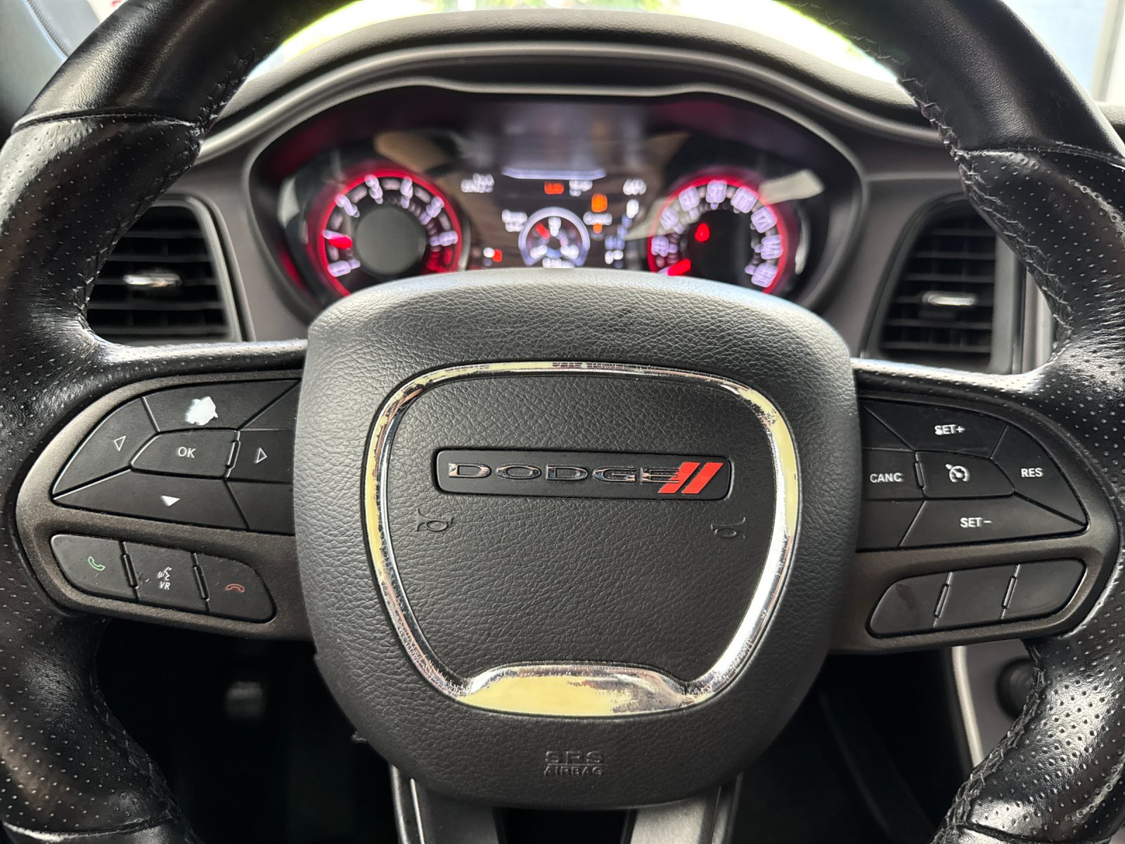Used 2022 Green Dodge SXT image 21