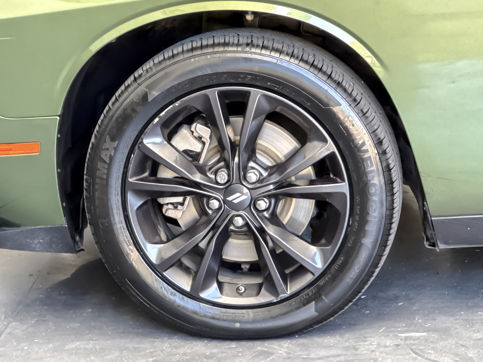 Used 2022 Green Dodge SXT image 23