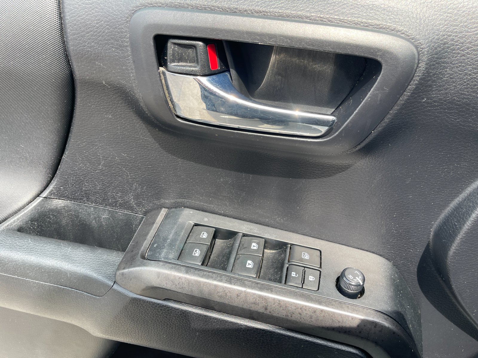 Used 2021 White Toyota TRD Off-Road image 13