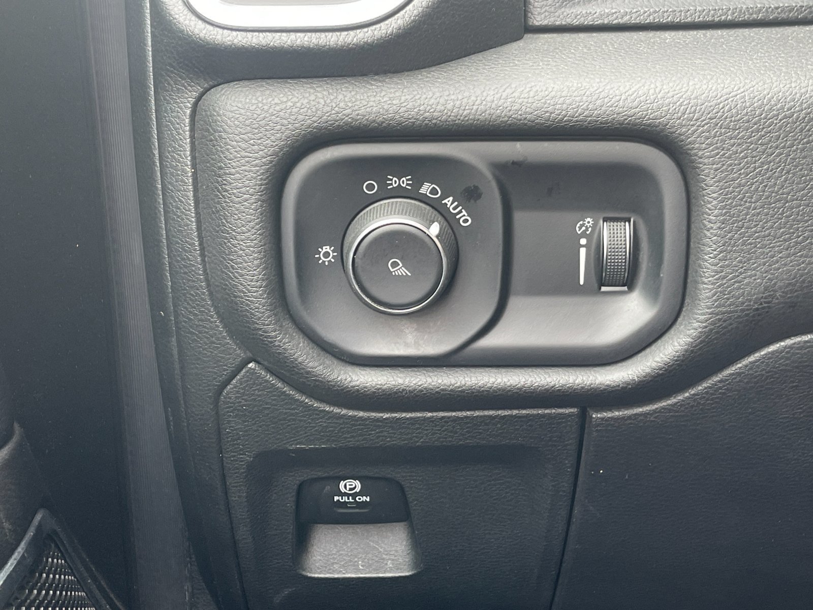 Used 2024 White Ram Laramie image 30