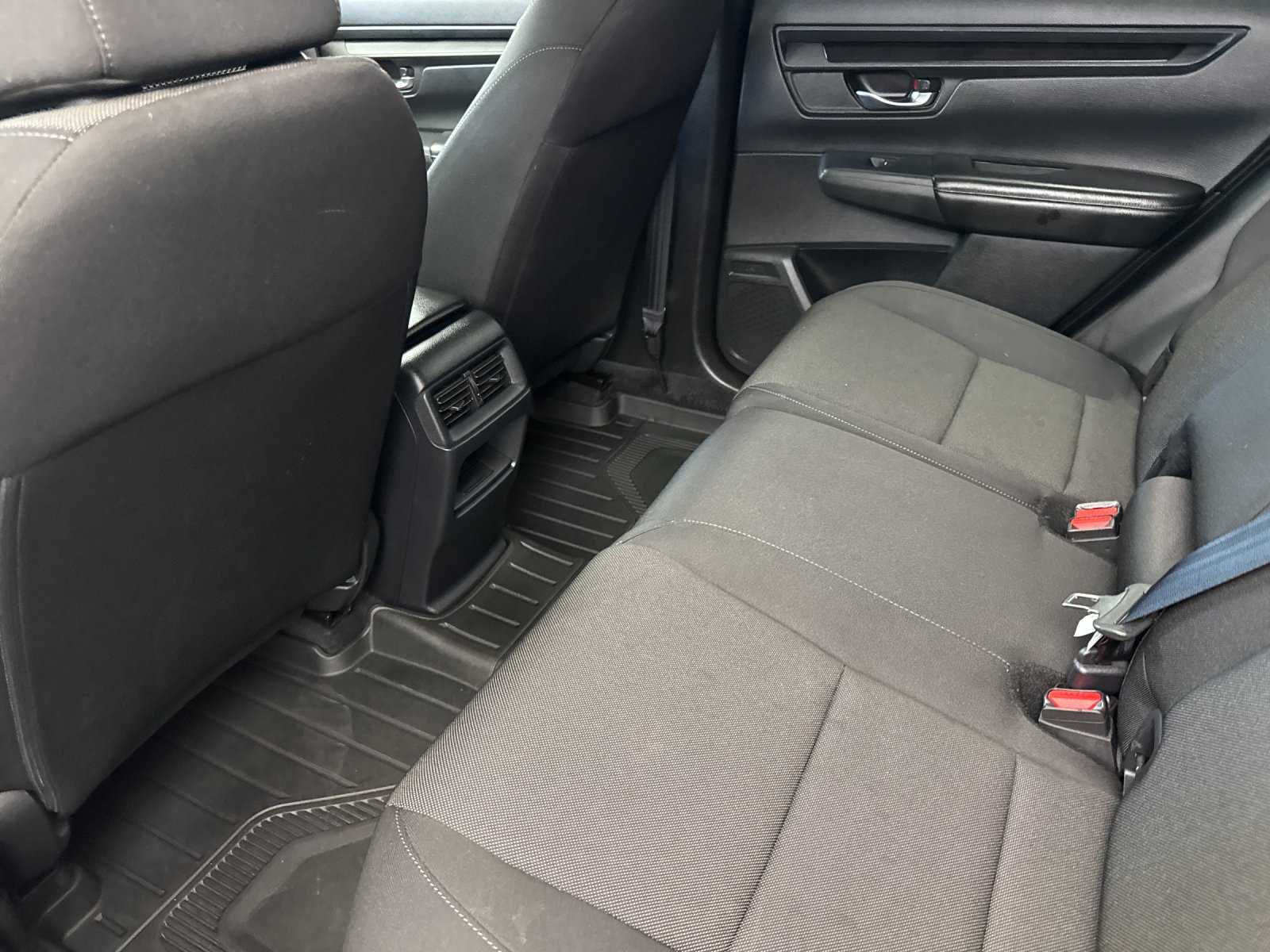 Used 2025  Honda LX image 11