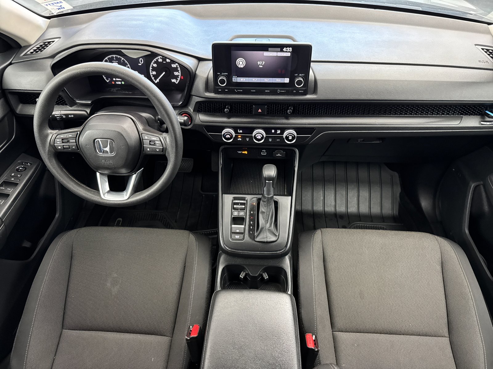 Used 2025  Honda LX image 12