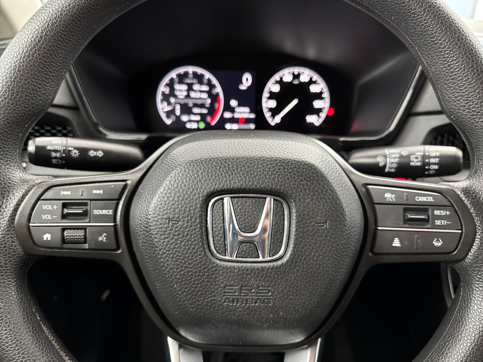 Used 2025  Honda LX image 22