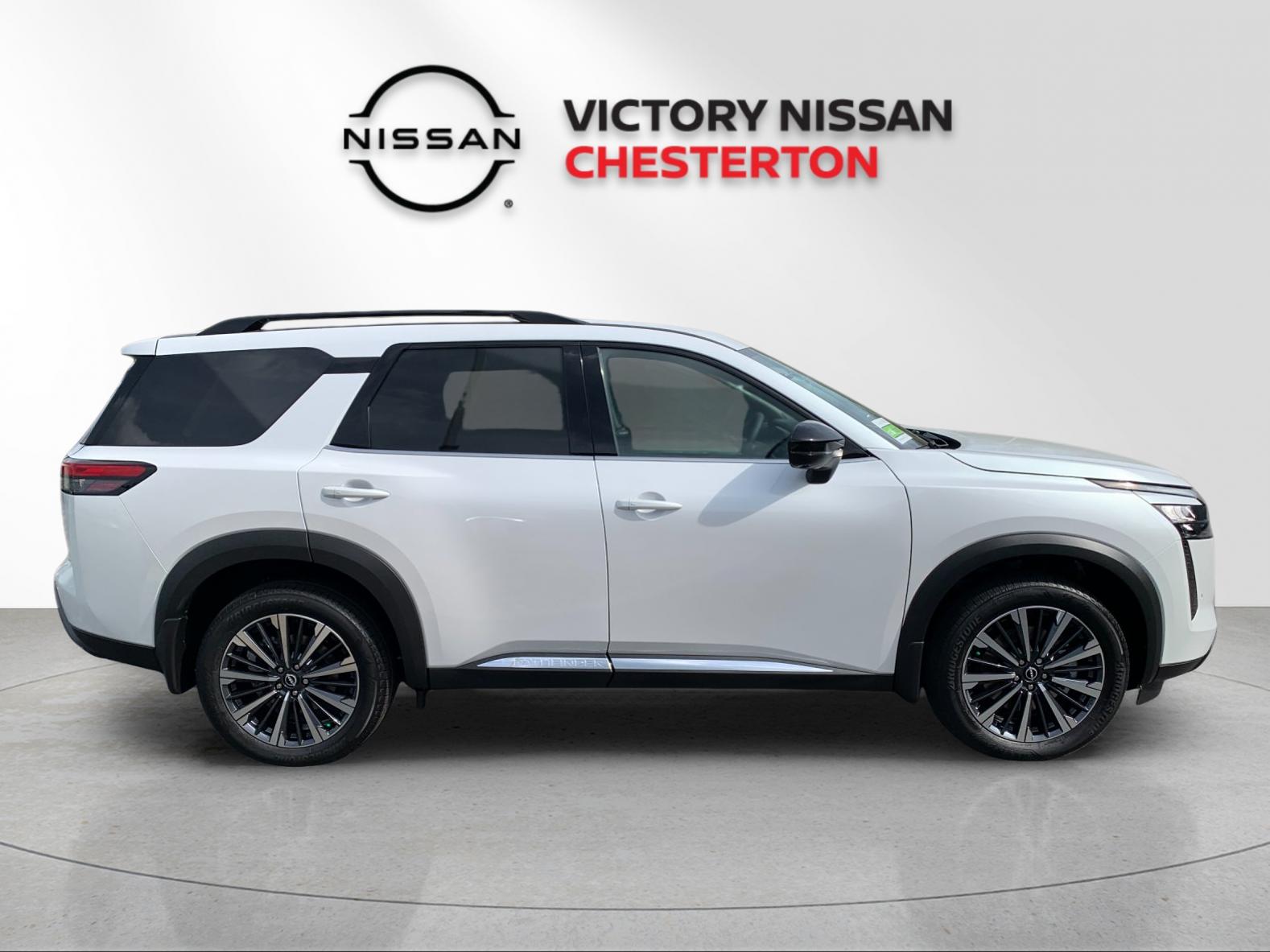 New 2026 Everest White Pearl TriCoat Nissan Platinum image 6