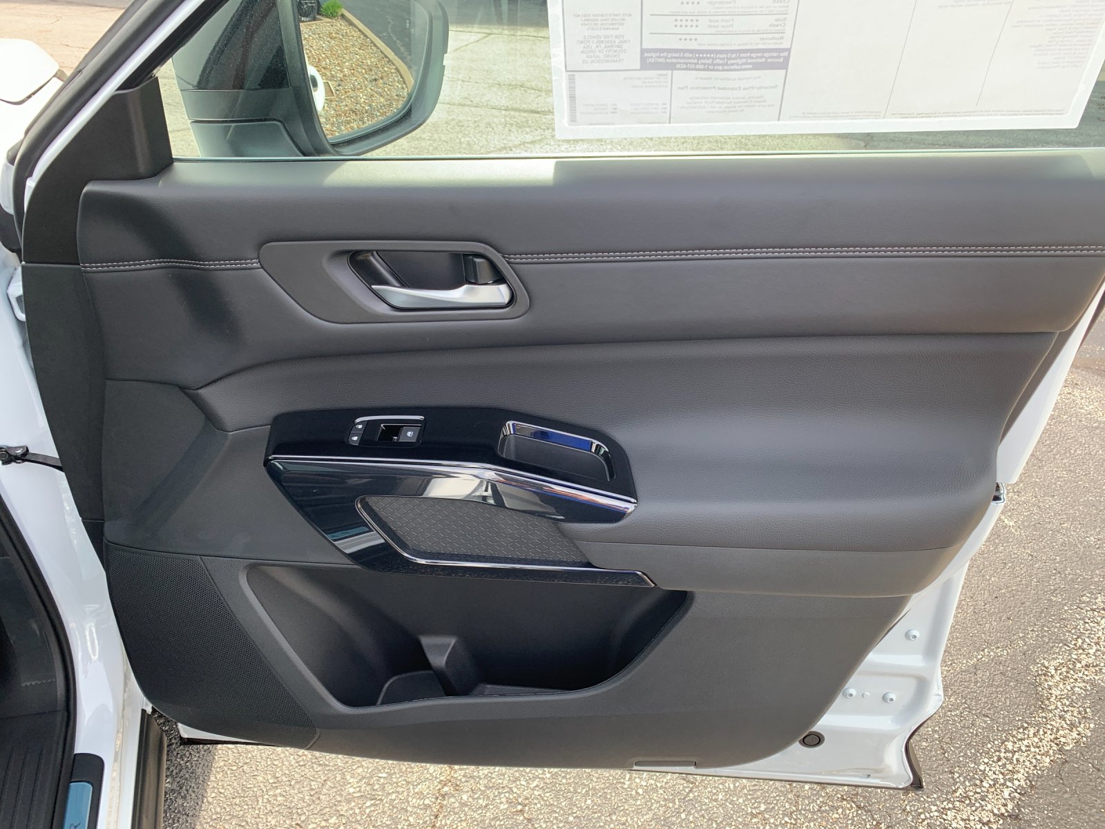 New 2026 Everest White Pearl TriCoat Nissan Platinum image 20