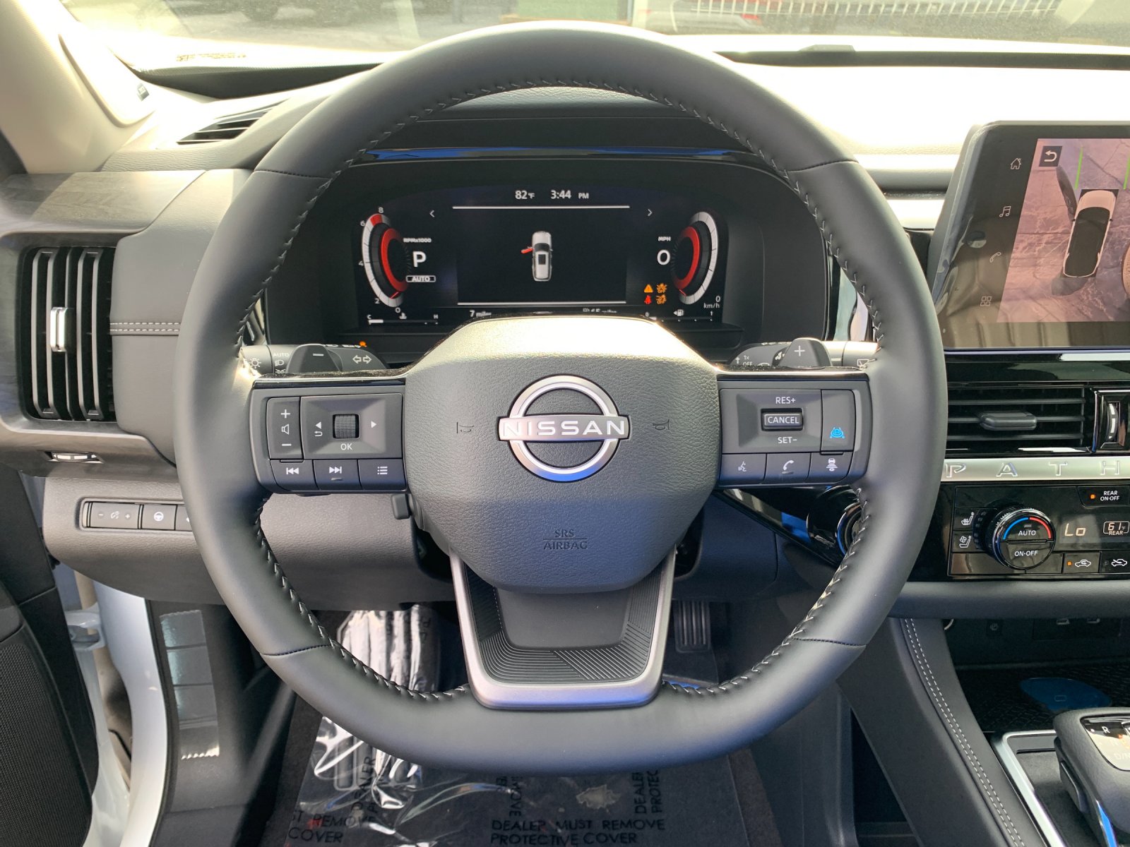 New 2026 Everest White Pearl TriCoat Nissan Platinum image 26