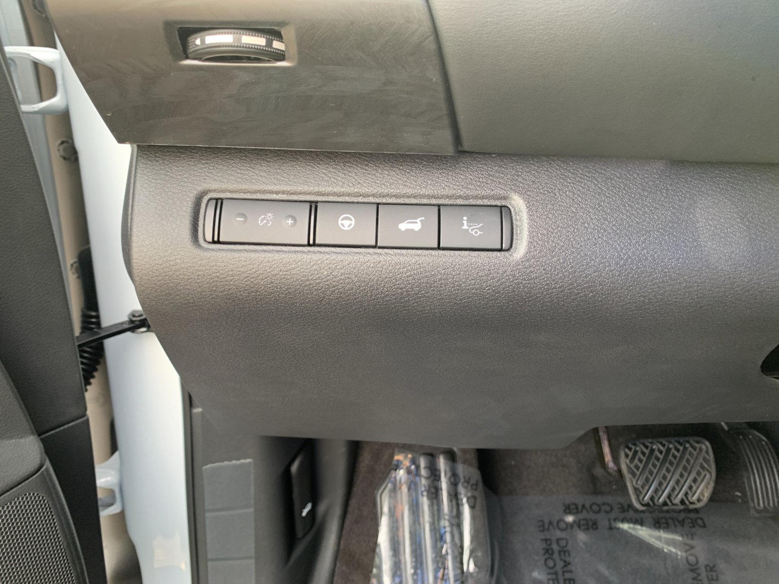 New 2026 Everest White Pearl TriCoat Nissan Platinum image 31