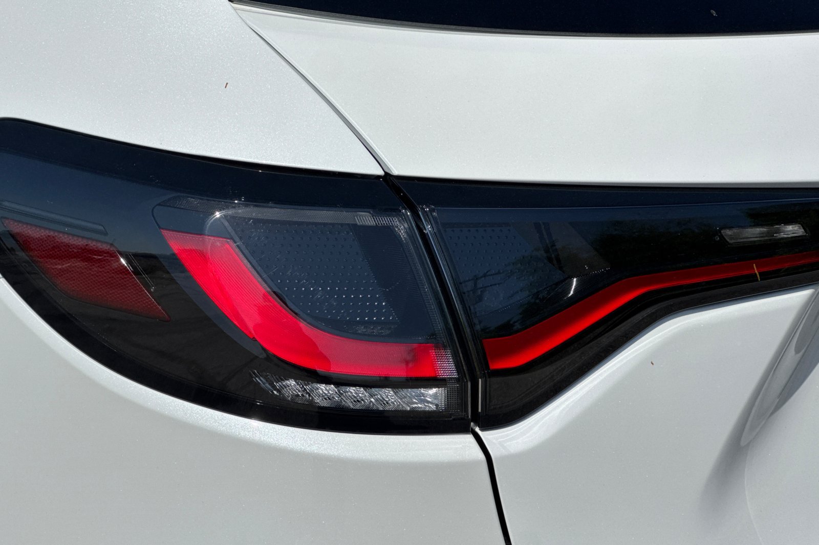 New 2027 Platinum White Pearl Honda LX image 32