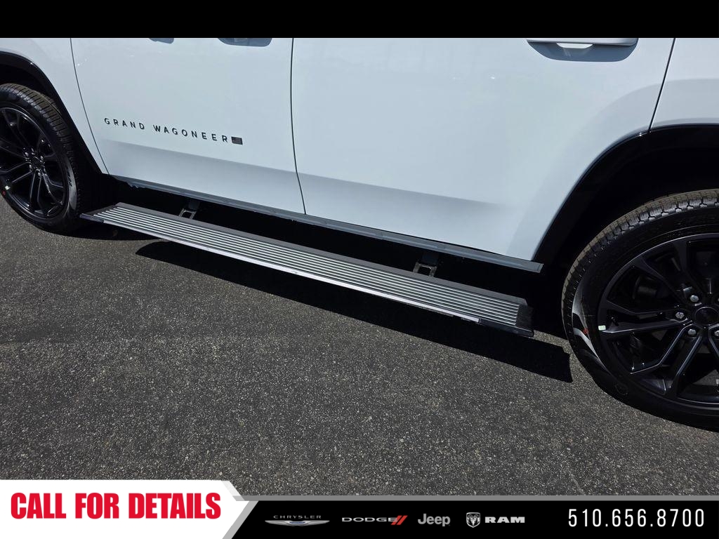 New 2026 Bright White Clearcoat Jeep Summit Obsidian image 10