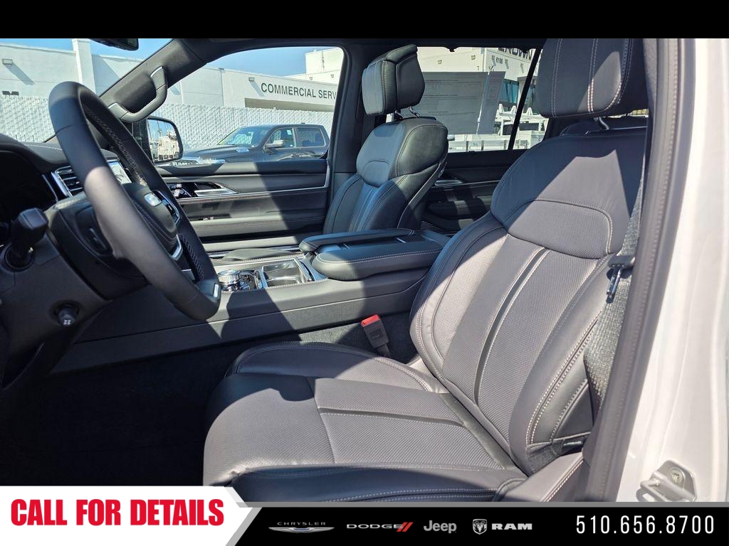 New 2026 Bright White Clearcoat Jeep Summit Obsidian image 14