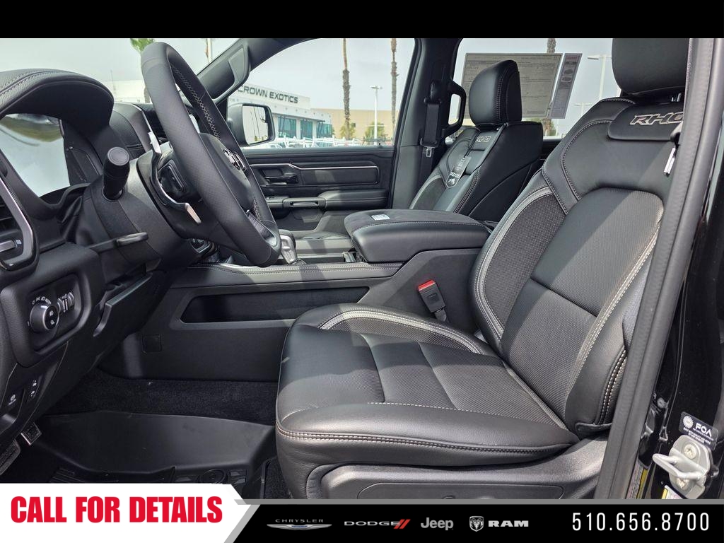 New 2026 Diamond Black Crystal Pearl-Coat Exterior Paint RAM RHO image 17