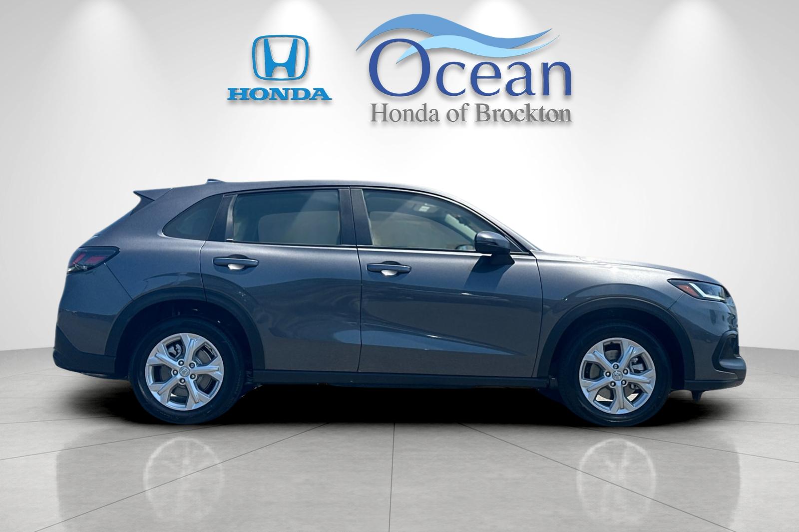 New 2025 Modern Steel Metallic Honda LX image 6
