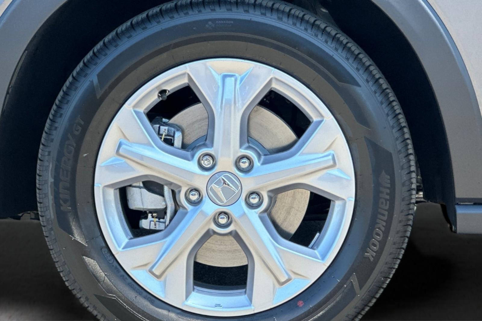 New 2025 Modern Steel Metallic Honda LX image 32