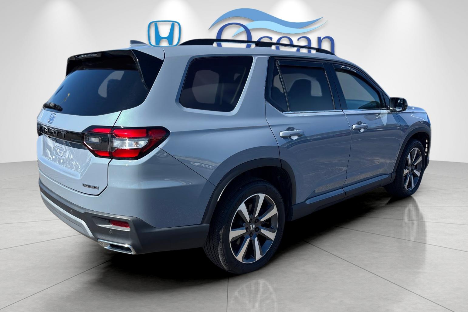 Pre-Owned 2025 Honda Pilot Touring 4D Sport Utility in Brockton