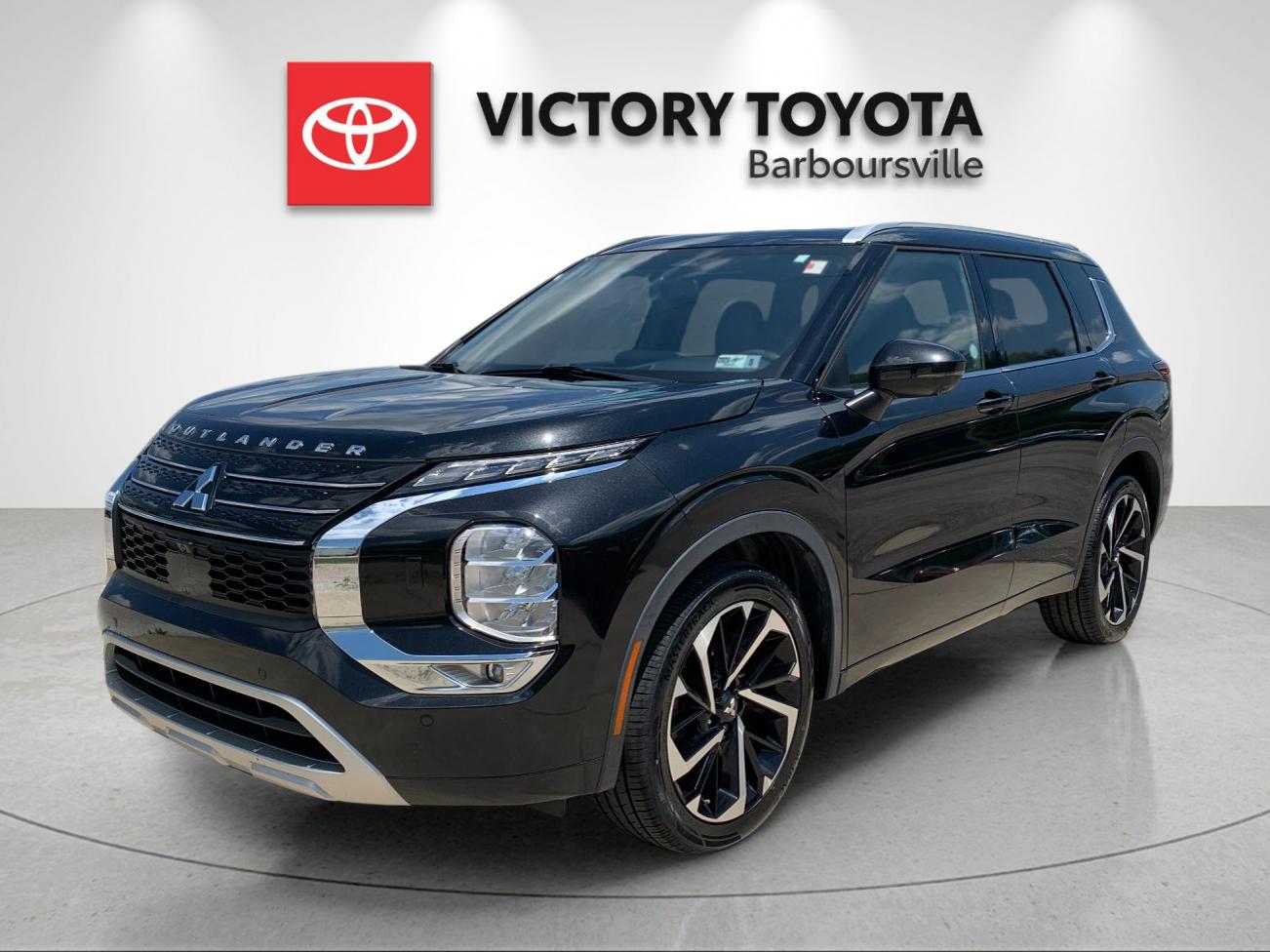 2022 Mitsubishi Outlander SEL S-AWC's photo