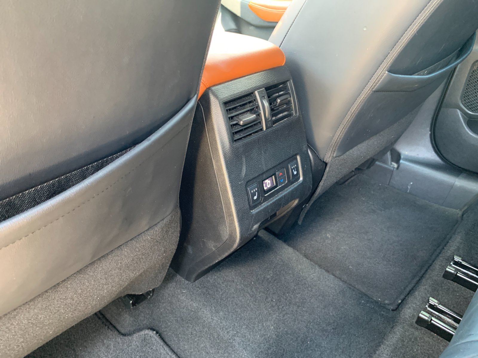 Used 2022 Black Mitsubishi SEL image 15