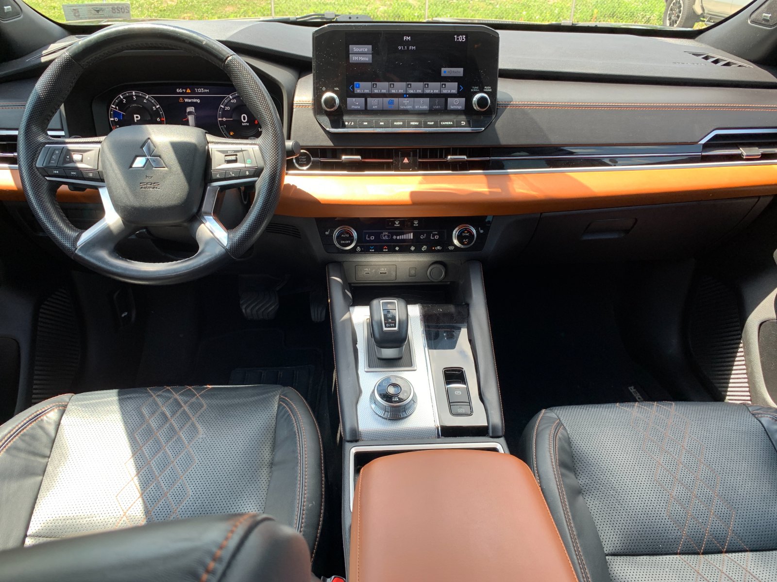 Used 2022 Black Mitsubishi SEL image 16