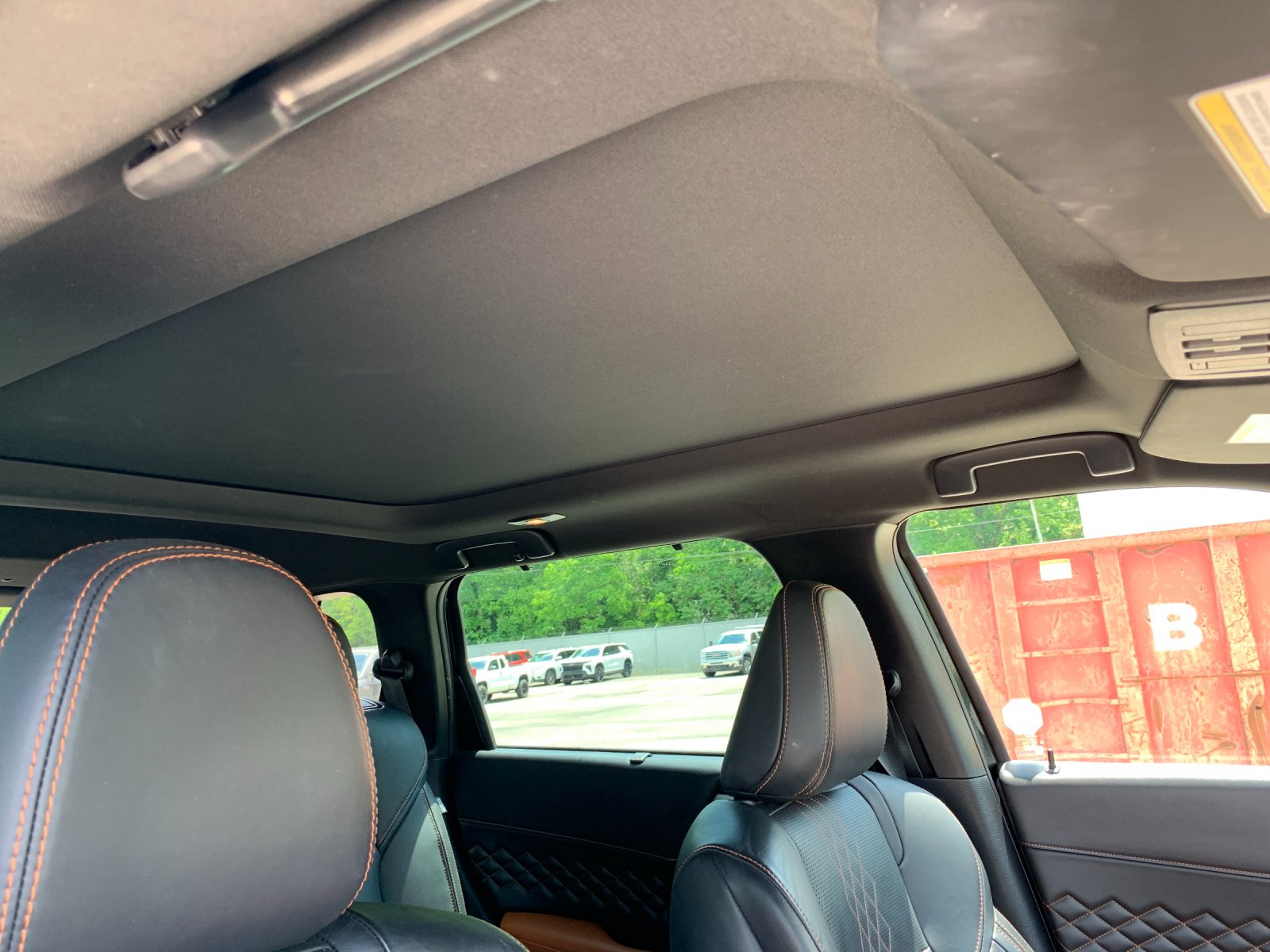Used 2022 Black Mitsubishi SEL image 19