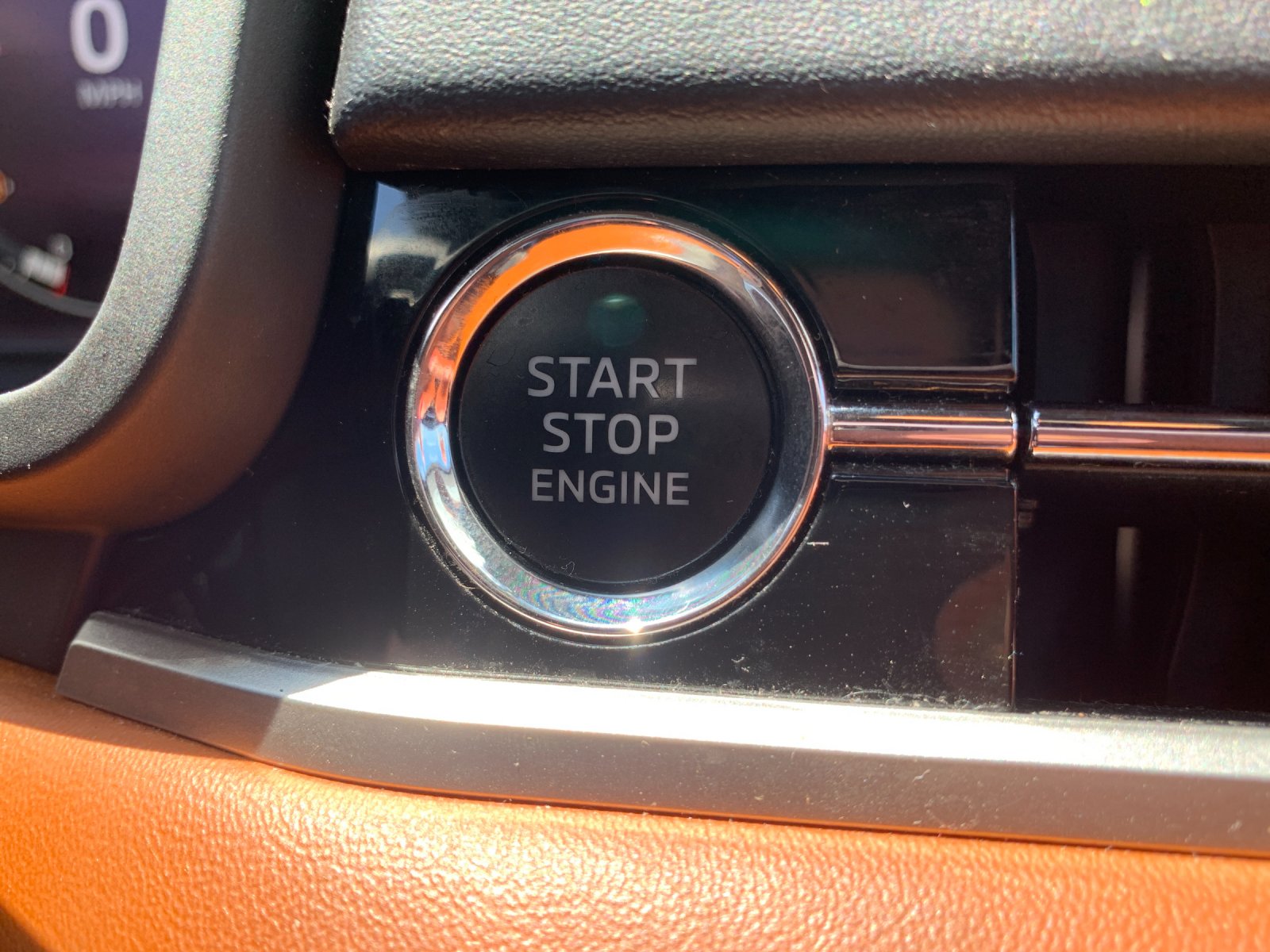 Used 2022 Black Mitsubishi SEL image 28