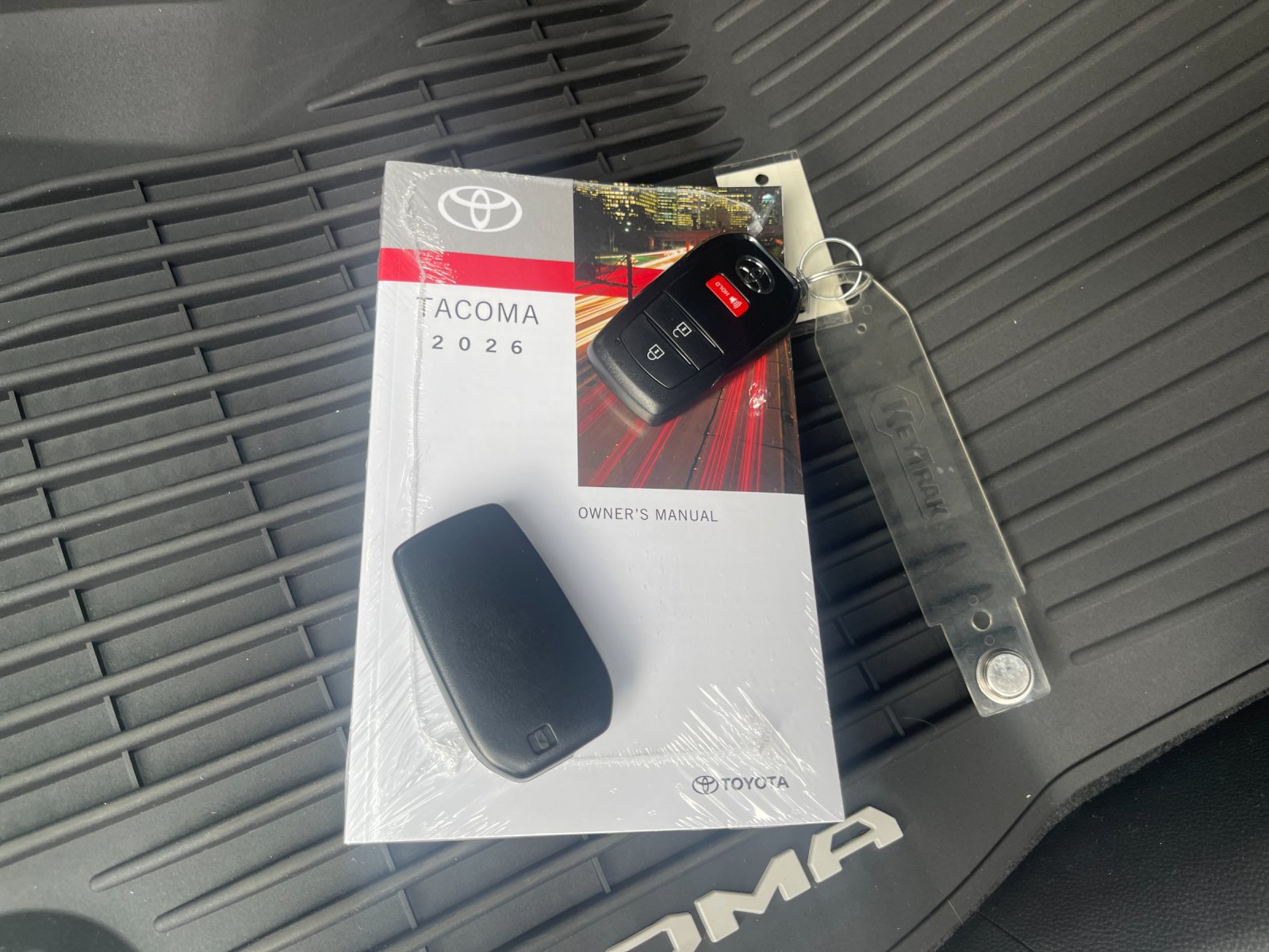 2026 Toyota Tacoma TRD Off Road - Photo 9