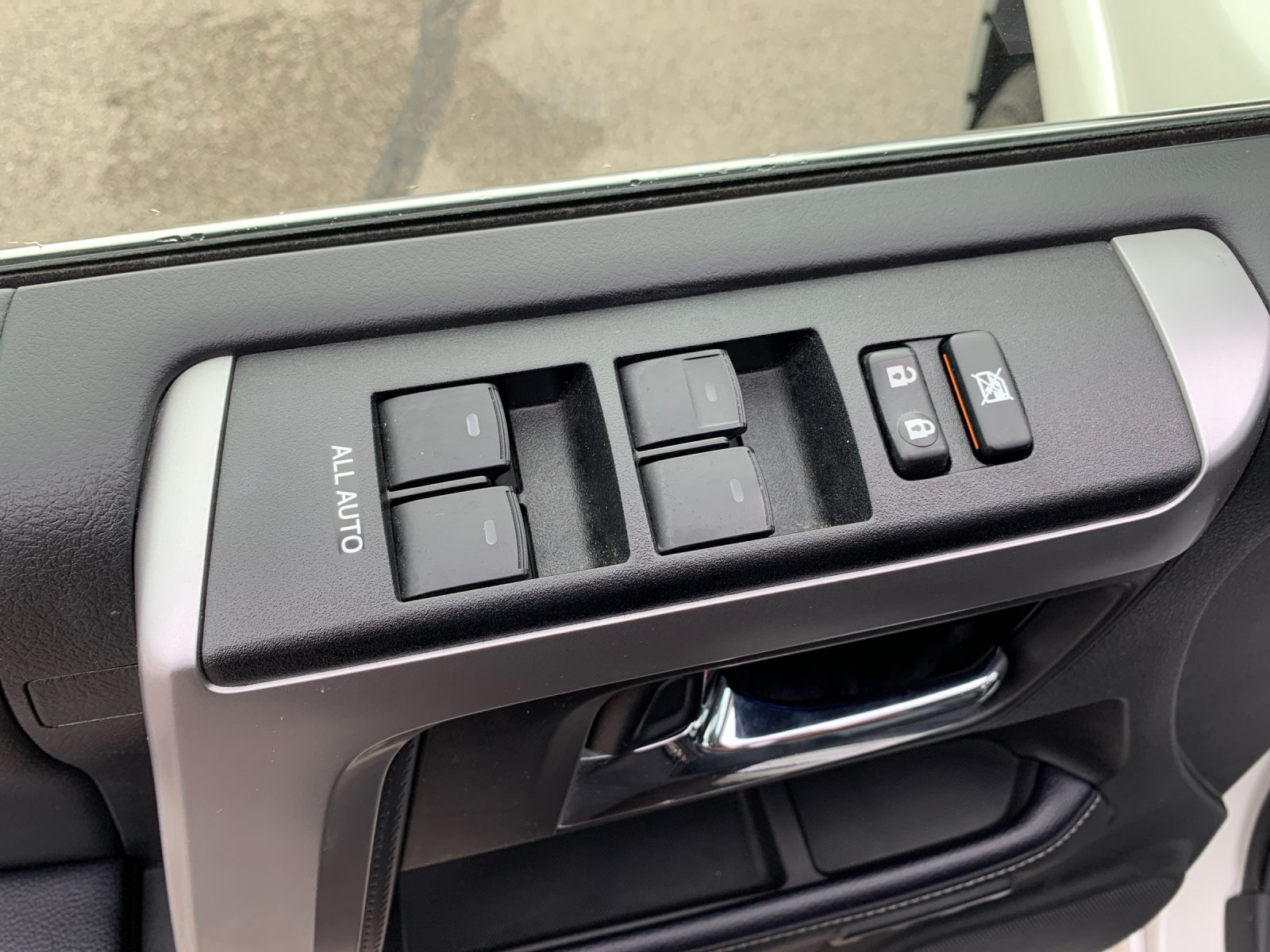 Certified Used 2023 White Toyota Limited image 13