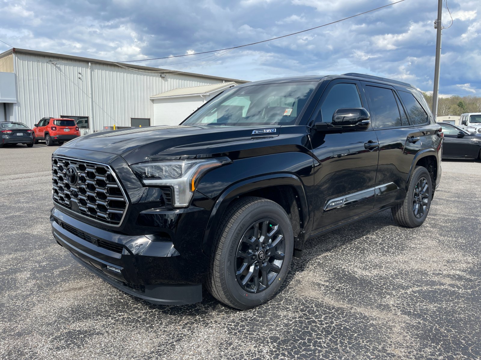 2026 Toyota Sequoia Platinum 4WD i-FORCE MAX Hybrid's photo